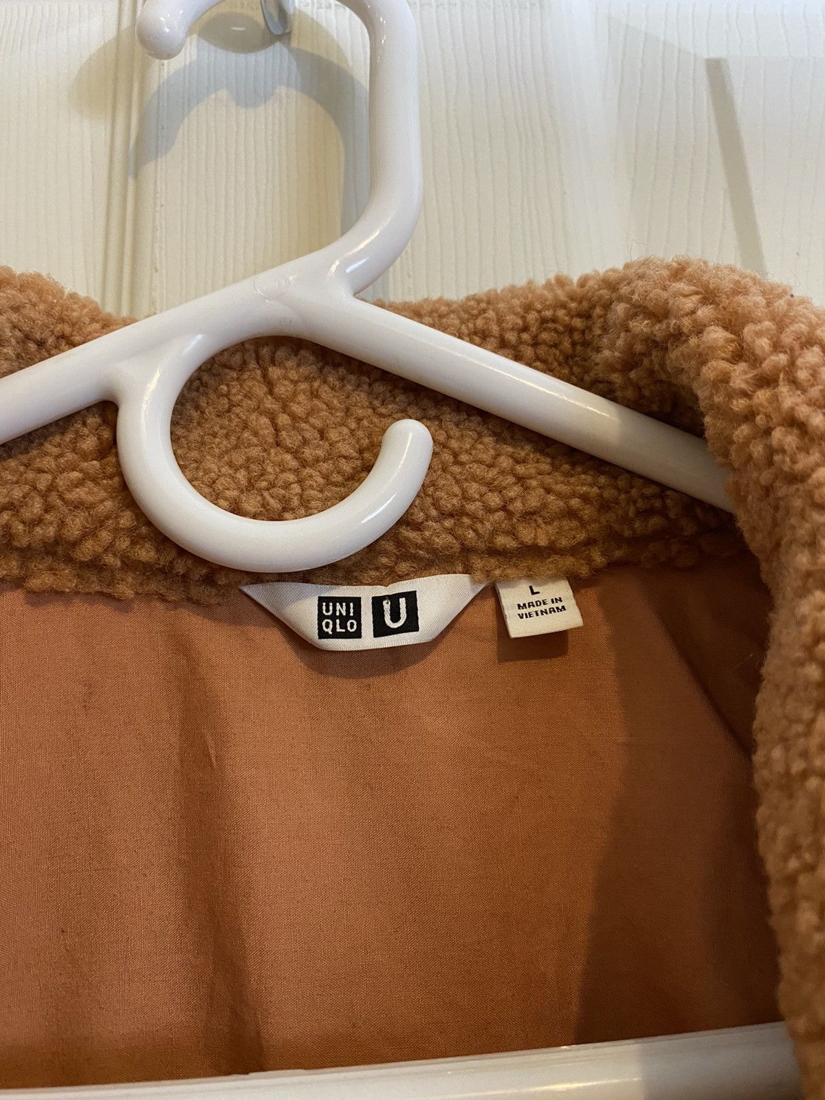 Lemaire × Uniqlo Uniqlo U Sherpa Deep Pile Button Up Fleece Size US M / EU 48-50 / 2 - 2 Thumbnail