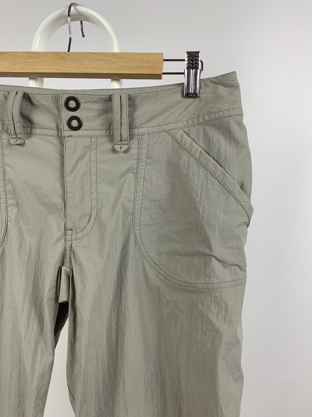 Arc'teryx Vintage Arcteryx Nylon Grey Cargo Pants Travis Style Size US 28 / EU 44 - 9 Thumbnail