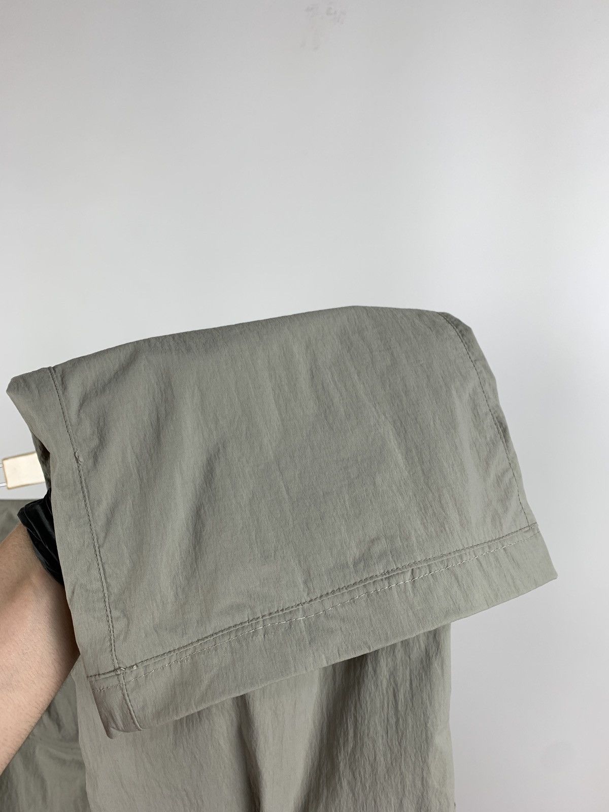 Arc'teryx Vintage Arcteryx Nylon Grey Cargo Pants Travis Style Size US 28 / EU 44 - 17 Thumbnail