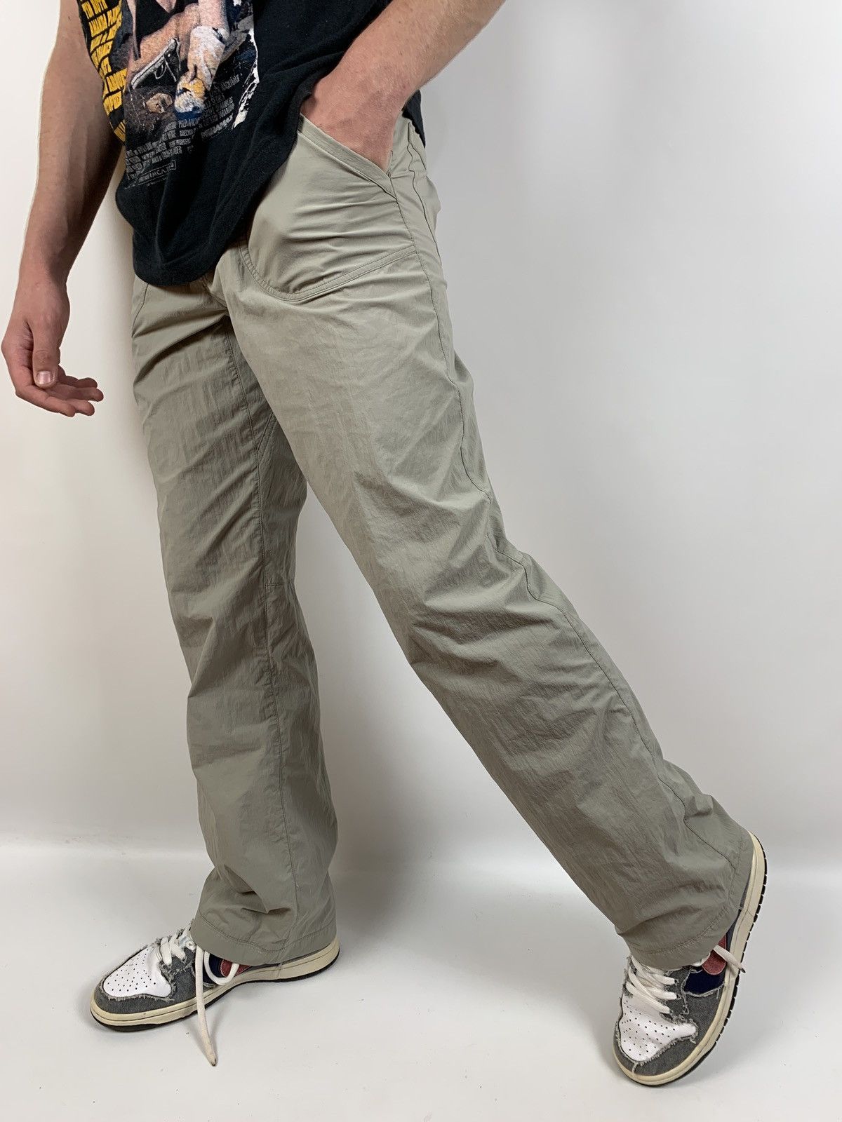 Arc'teryx Vintage Arcteryx Nylon Grey Cargo Pants Travis Style Size US 28 / EU 44 - 4 Thumbnail