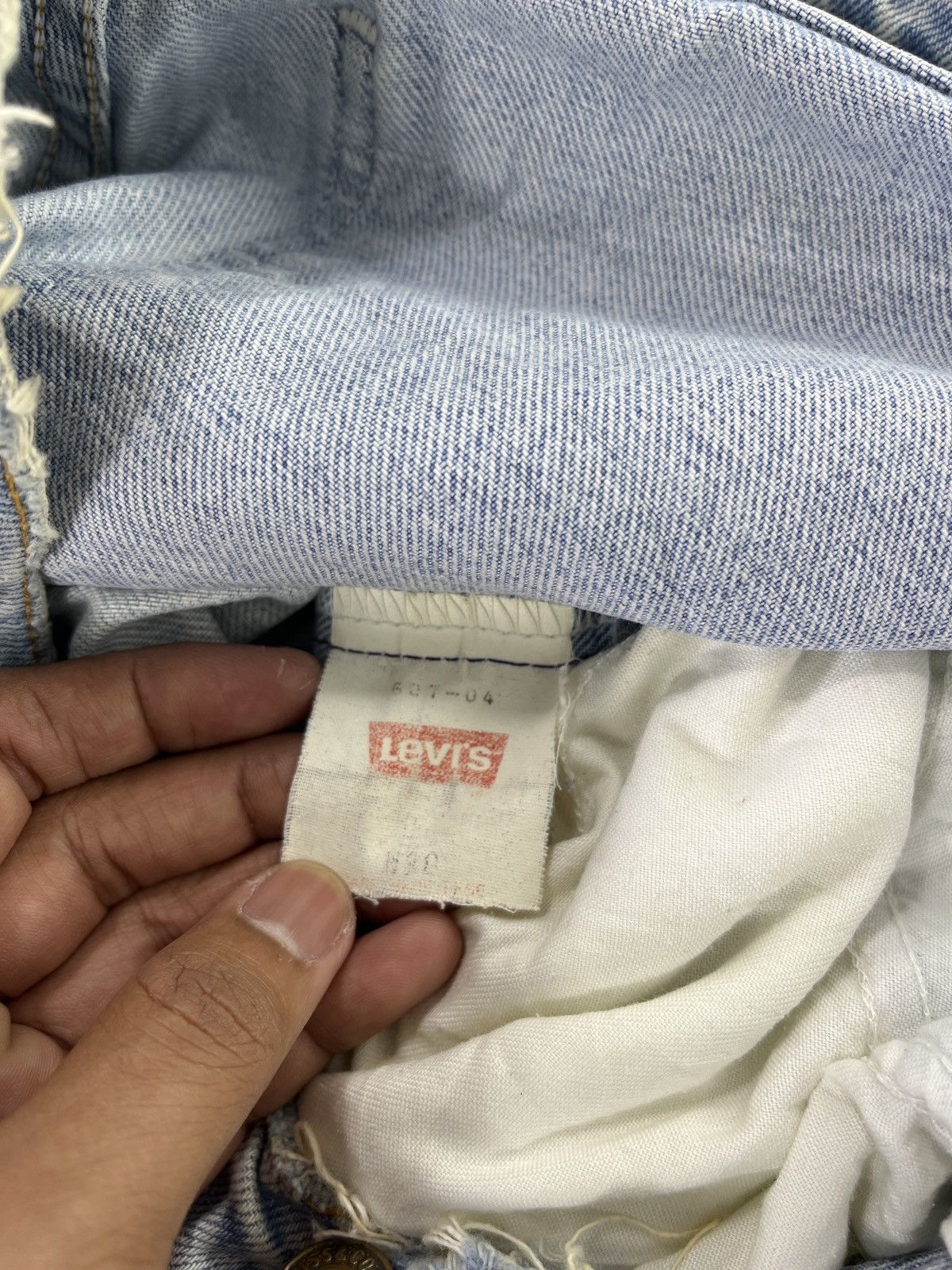 Levi's × Vintage 90's Vintage Levis 607 Light wash Jeans - J785 Size US 30 / EU 46 - 8 Thumbnail