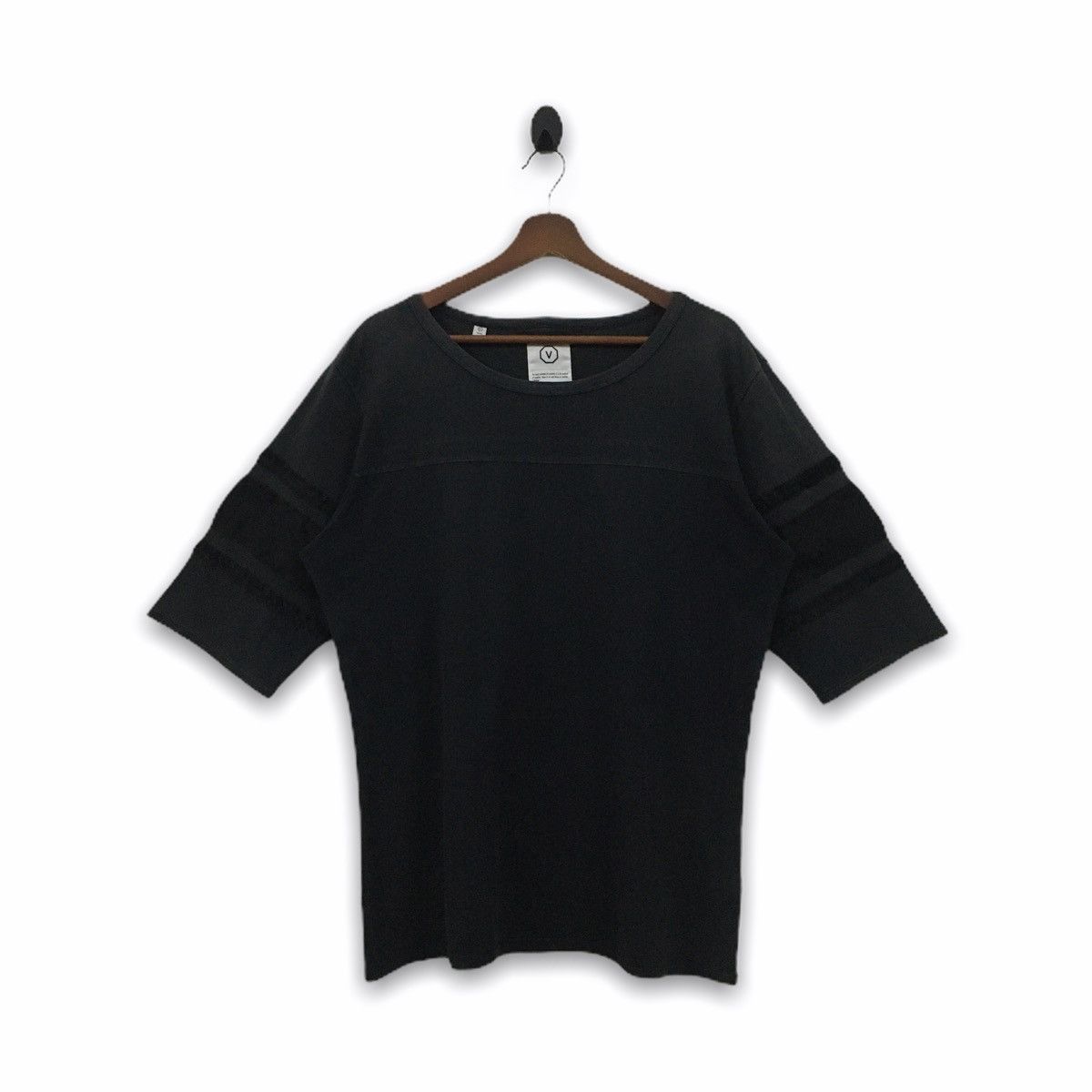 Visvim Rare Design Visvim 3 quarter Sun Faded Tshirt Size US L / EU 52-54 / 3 - 1 Thumbnail