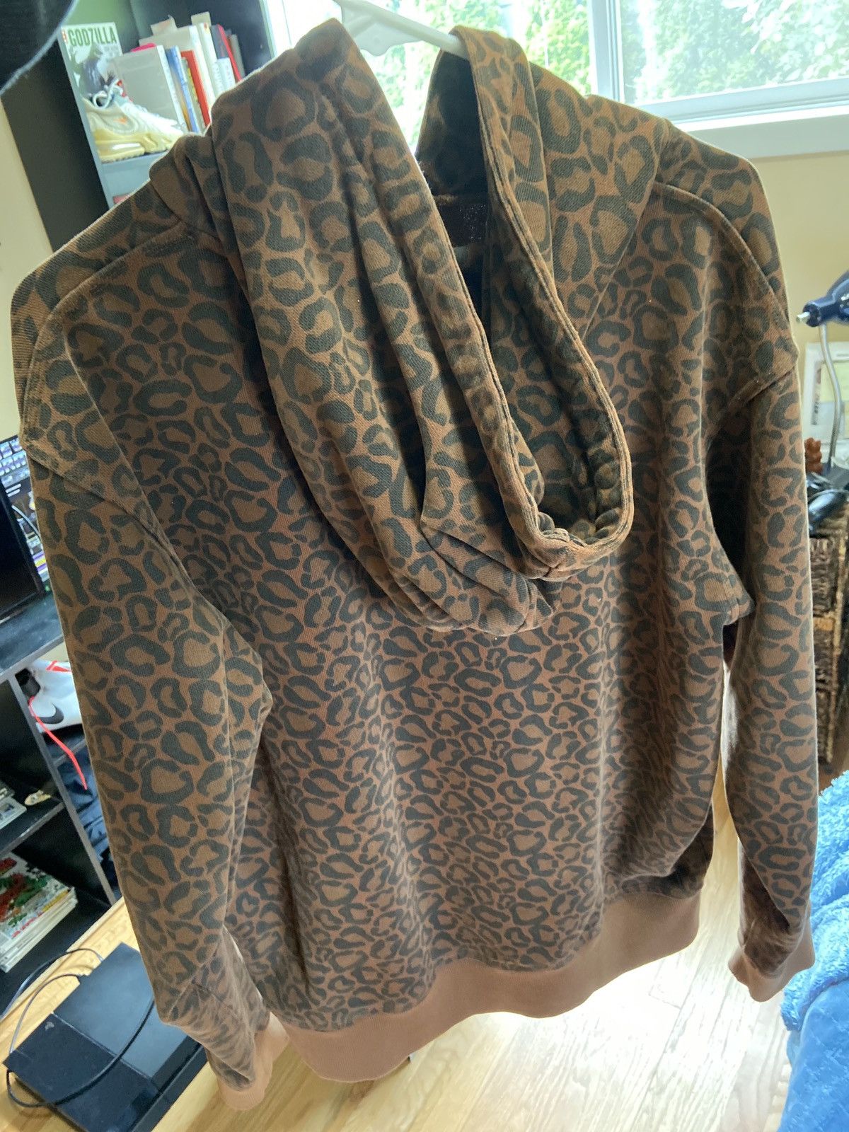 Kith FW17 Kith Monday Program Cheetah Classic Box Logo Hoodie Size US M / EU 48-50 / 2 - 3 Thumbnail