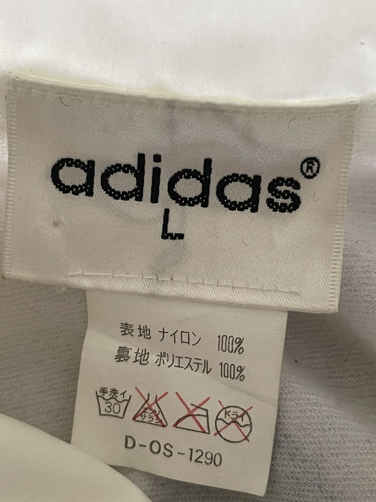 Adidas × Vintage Vintage Adidas big logo Lightweights jacket Size US L / EU 52-54 / 3 - 2 Thumbnail