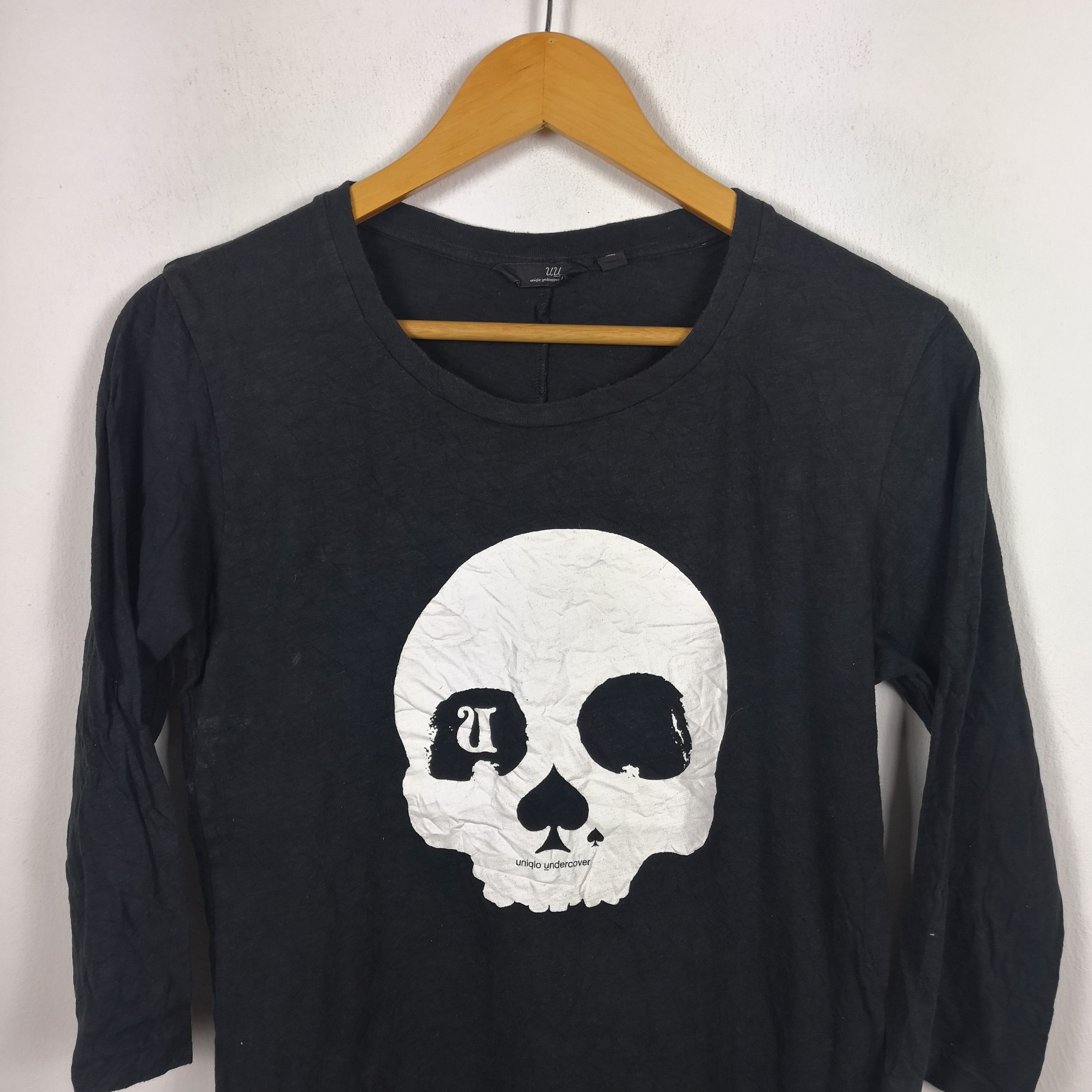 Undercover × Uniqlo Undercover X Uniqlo T-Shirt Poker Face Ace Skulls 56789 Size US S / EU 44-46 / 1 - 4 Thumbnail