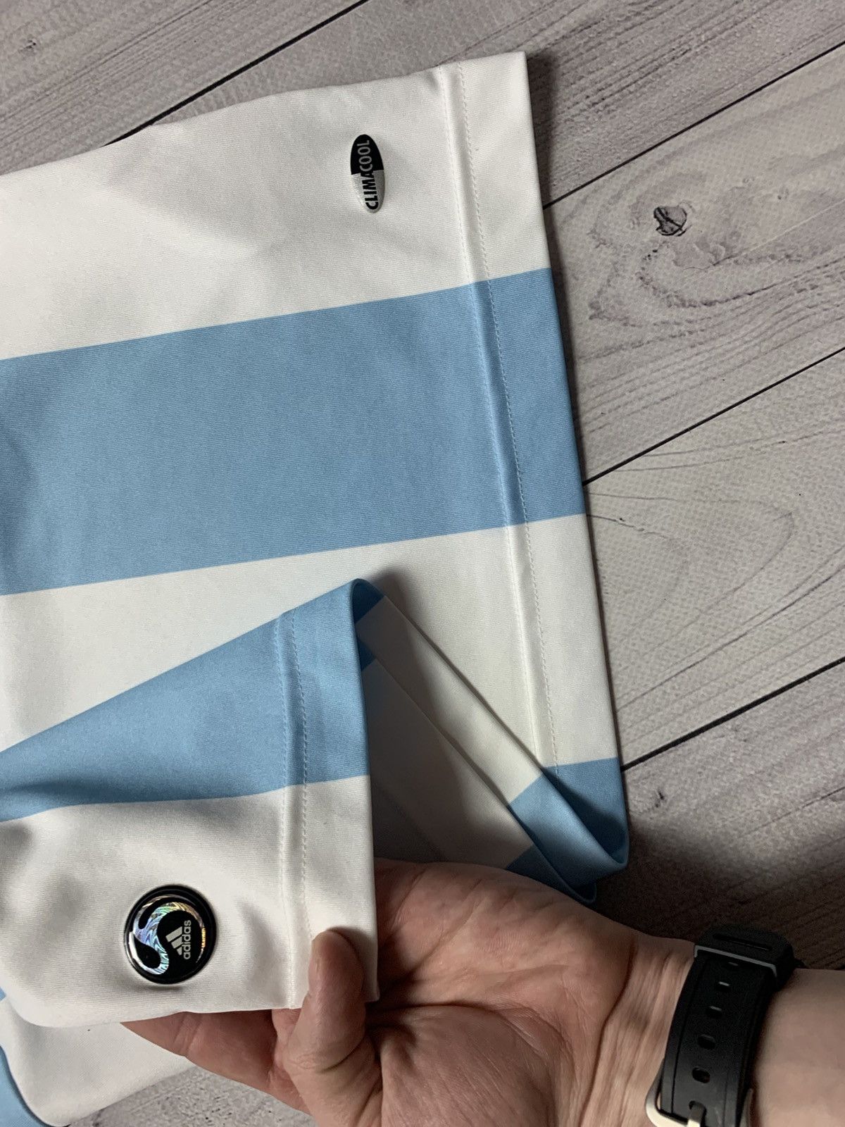Adidas × Vintage Vintage soccer Jersey Argentina size M Size US M / EU 48-50 / 2 - 5 Thumbnail