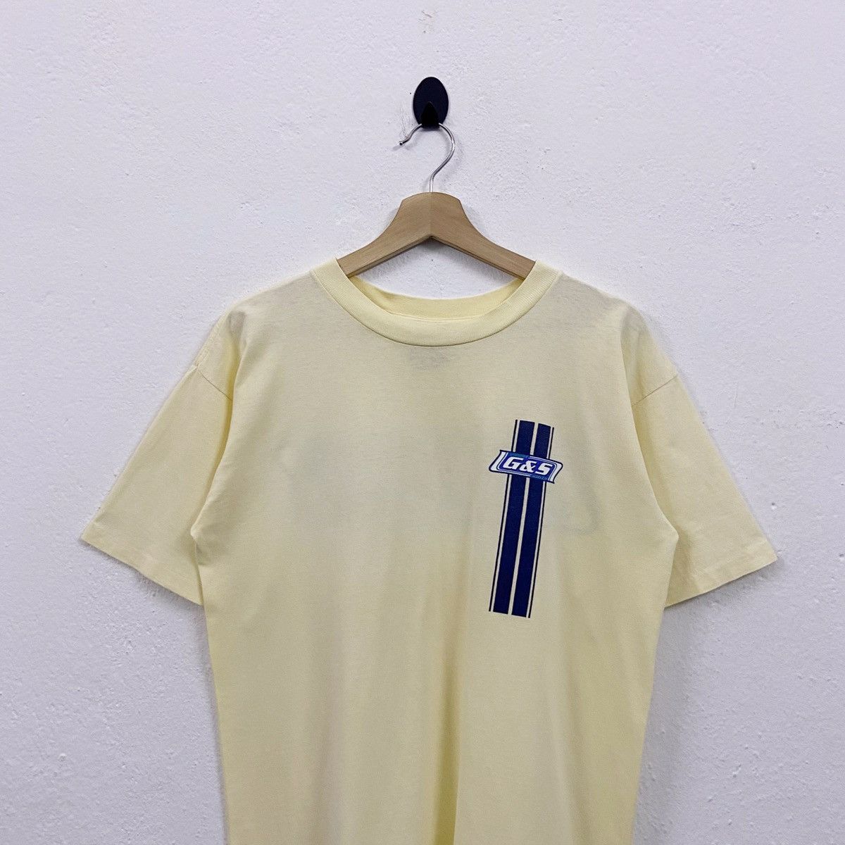 Vintage Rare Vintage Gordon And Smith Big Logo Tshirt Size US M / EU 48-50 / 2 - 7 Thumbnail