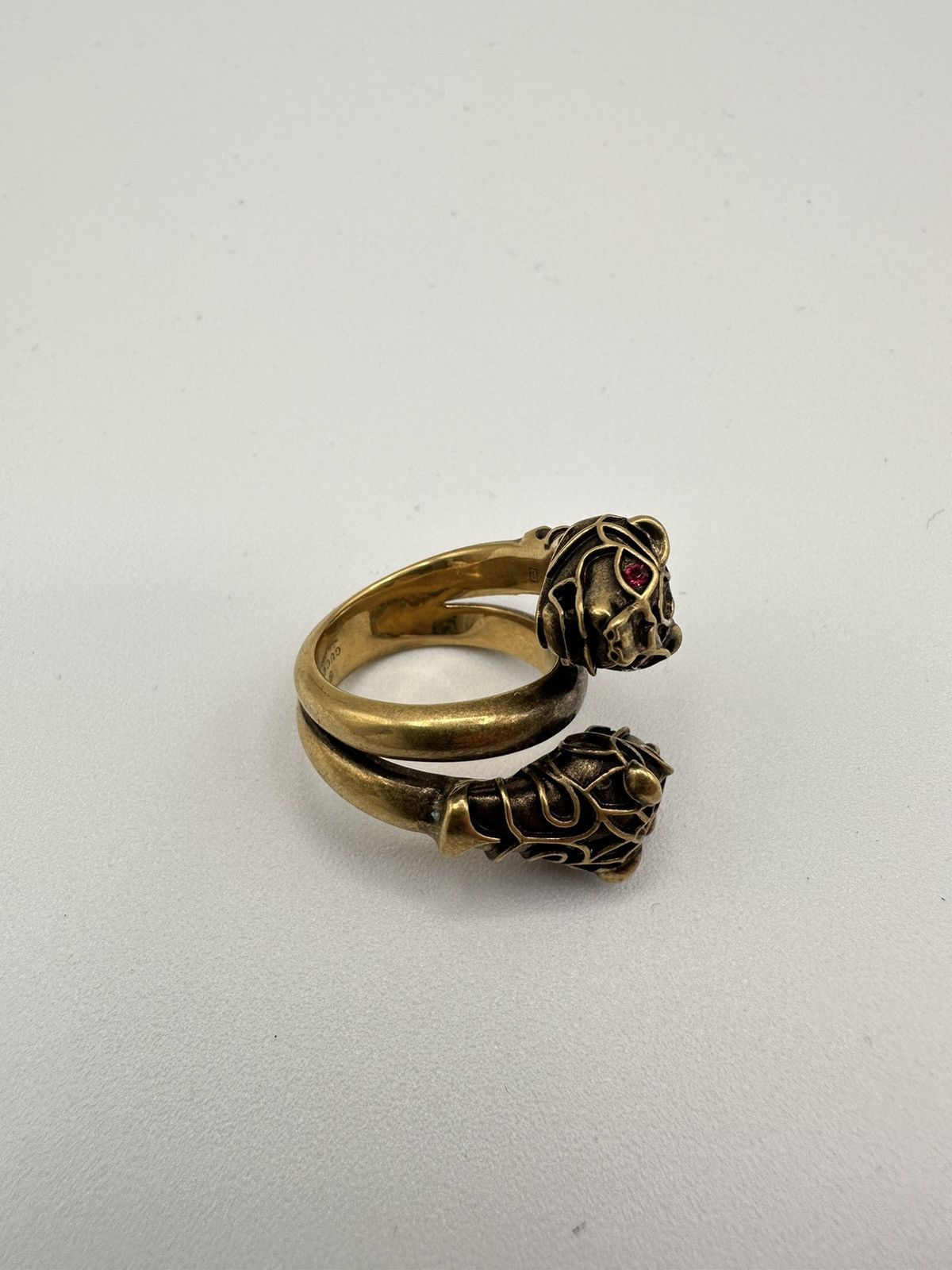 Pre-owned Gucci Sz 7.25 Us  Panthers Gold Ring With Rubys
