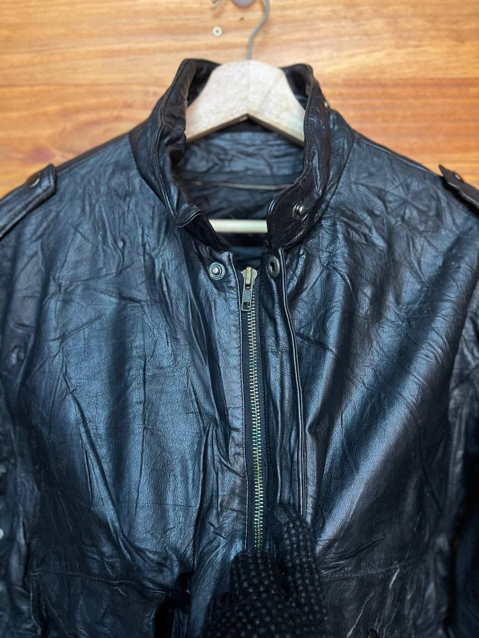 Leather 🔥BEST OFFER🔥VINTAGE LEATHER JACKET Size US M / EU 48-50 / 2 - 9 Thumbnail