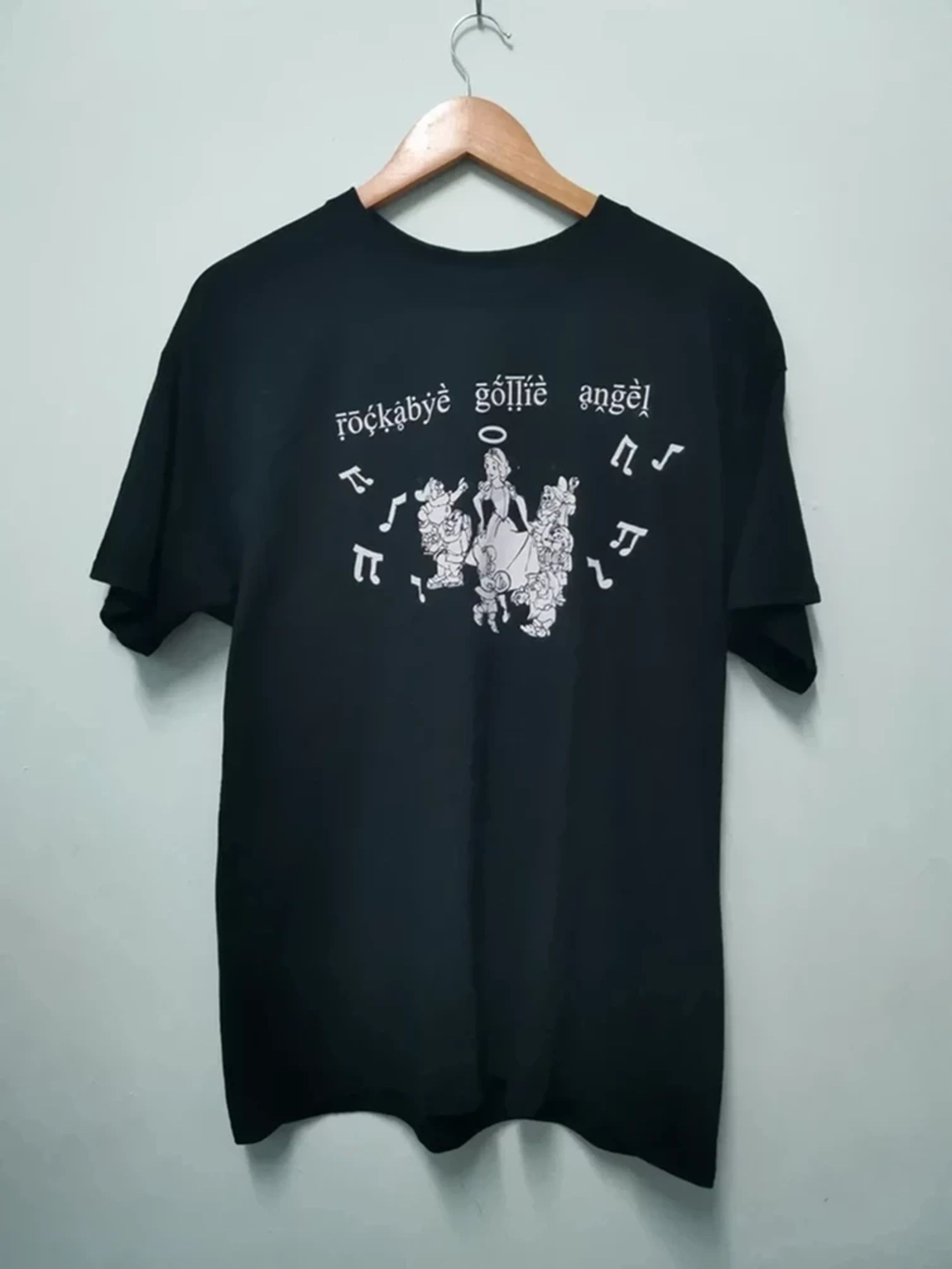 Band Tees × Vintage Vintage Rockabye gollie angel Tee Dopey Fucked A Penguin Size US L / EU 52-54 / 3 - 3 Thumbnail