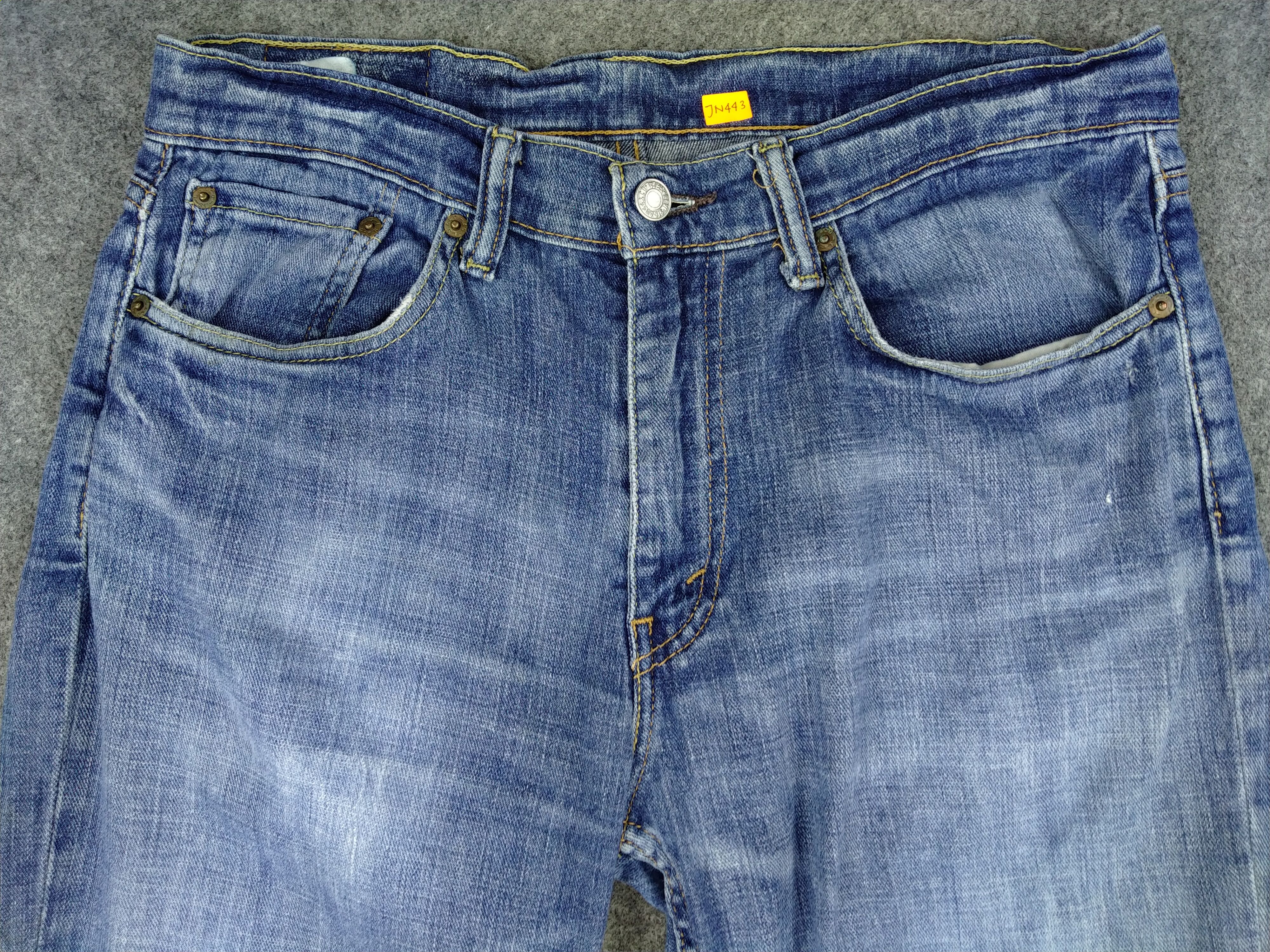 Levi's Blue Distressed Vintage Levi's 514 Denim 33x31.5 -JN443 Size US 33 - 3 Thumbnail
