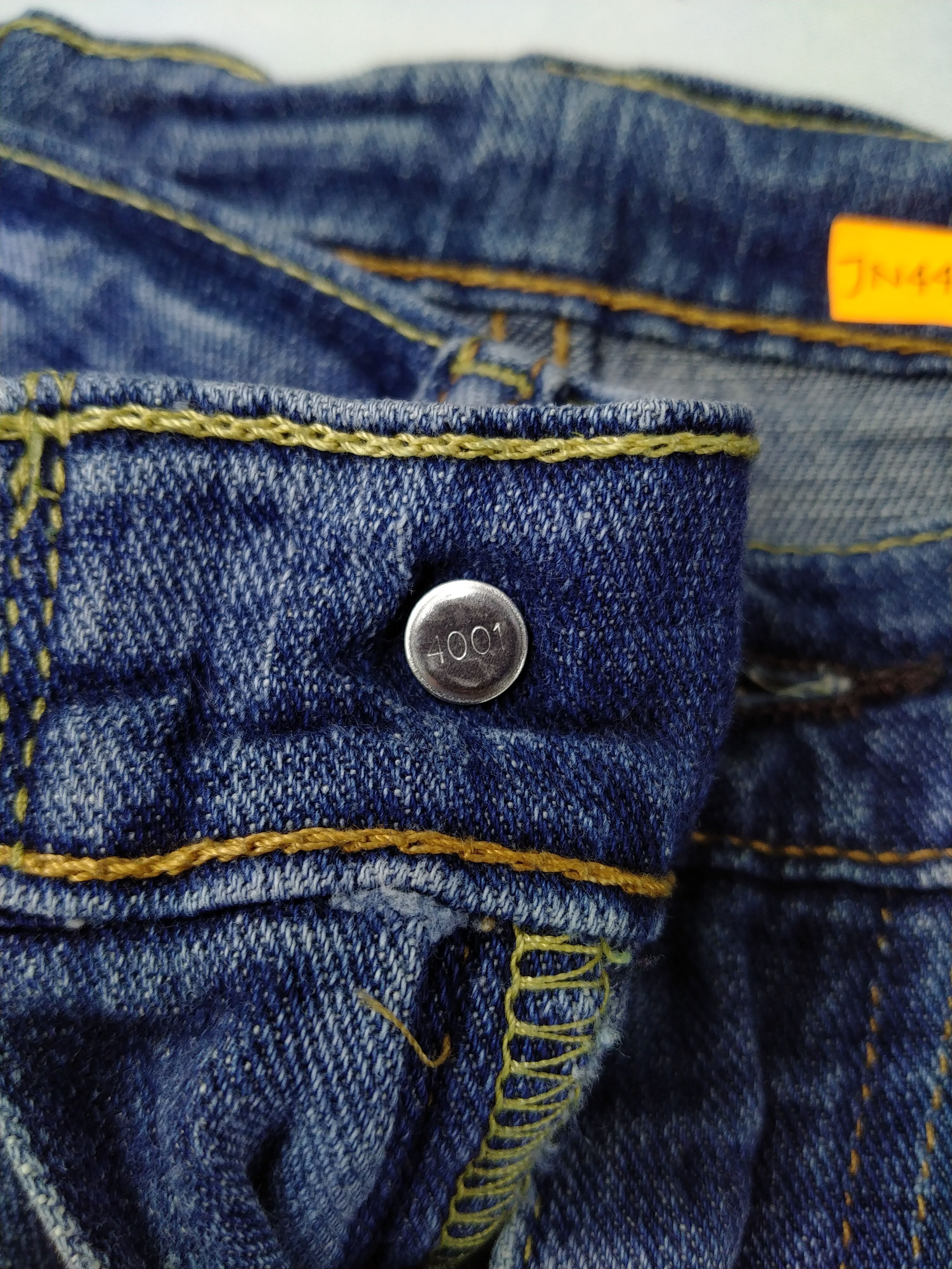 Levi's Blue Distressed Vintage Levi's 514 Denim 33x31.5 -JN443 Size US 33 - 9 Thumbnail