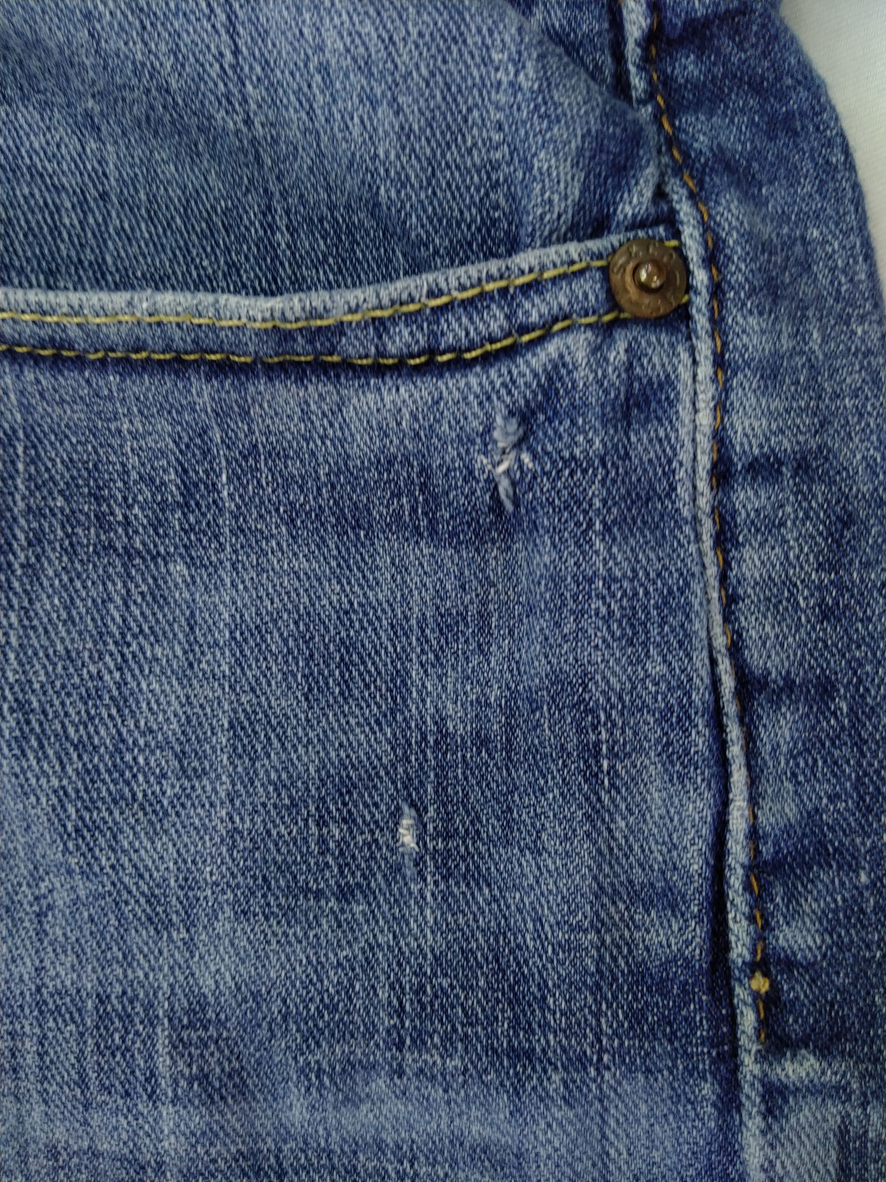 Levi's Blue Distressed Vintage Levi's 514 Denim 33x31.5 -JN443 Size US 33 - 14 Thumbnail