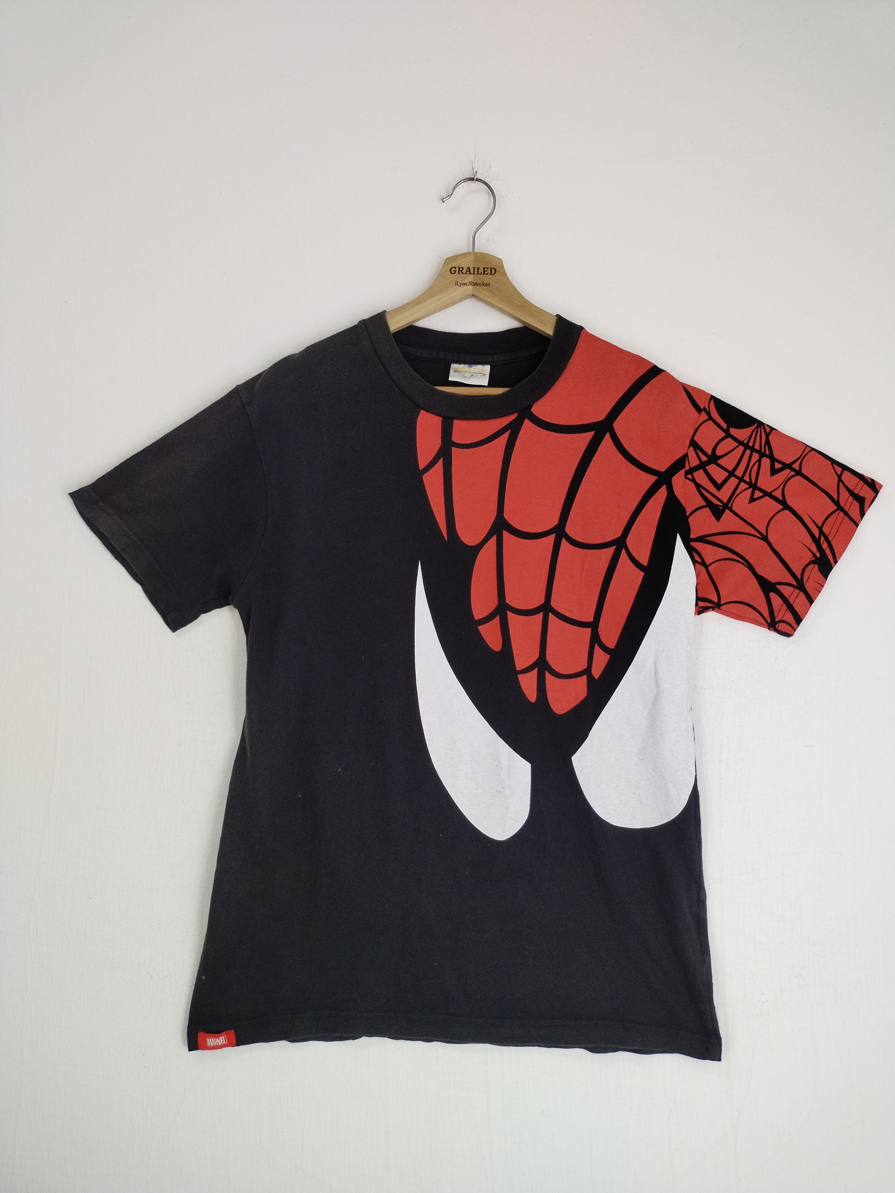 Marvel Comics VINTAGE SPIDERMAN UNIVERSAL STUDIOS OVERPRINT SHIRT TEE Size US M / EU 48-50 / 2 - 1 Thumbnail