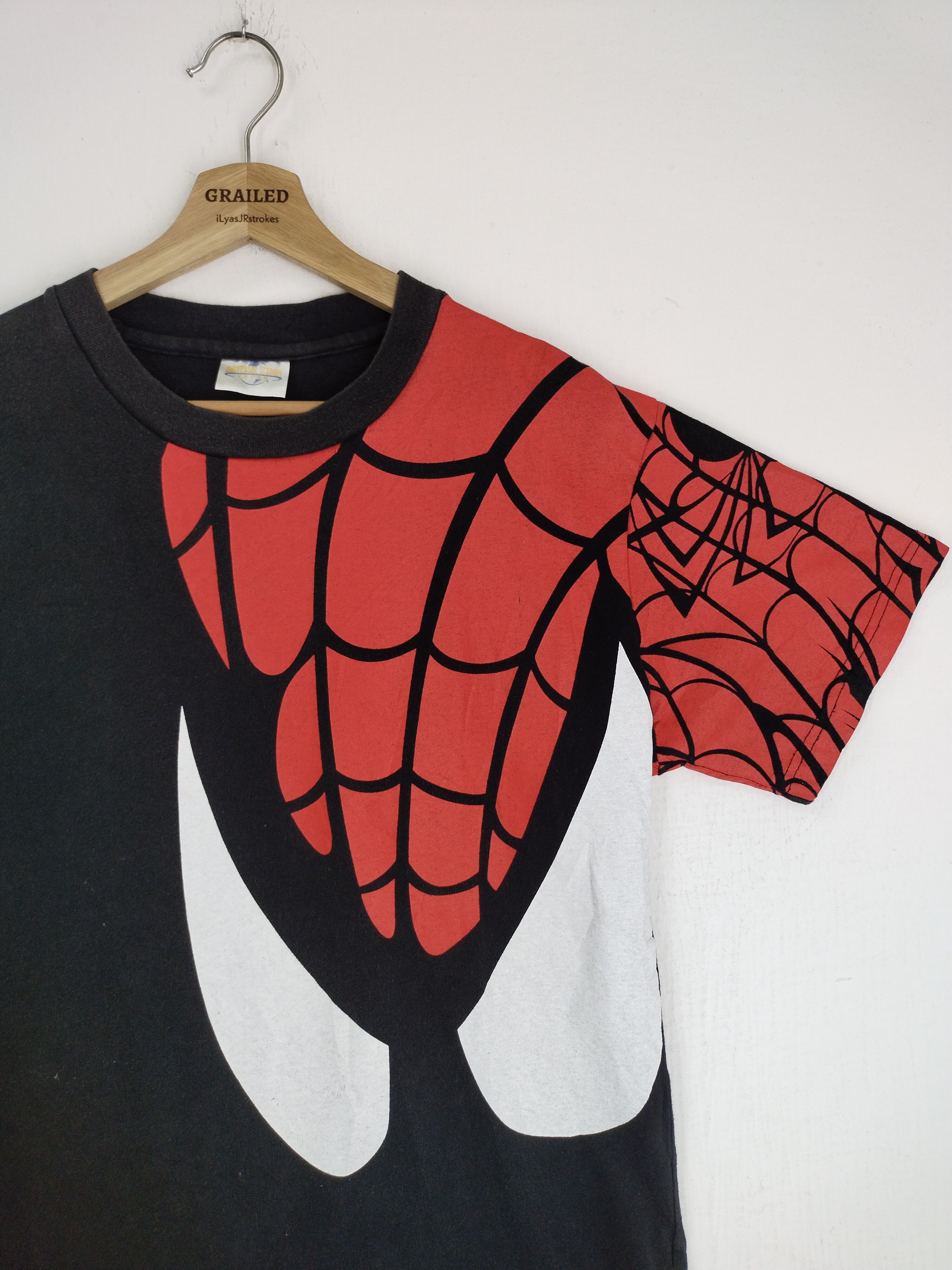 Marvel Comics VINTAGE SPIDERMAN UNIVERSAL STUDIOS OVERPRINT SHIRT TEE Size US M / EU 48-50 / 2 - 5 Thumbnail