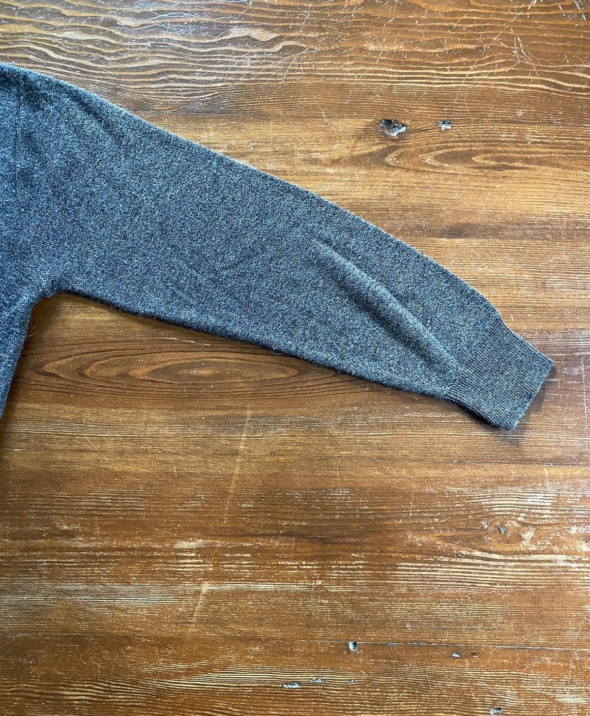 Puritan Vintage 70’s Puritan Gray Earth Tones V-Neck Knit Sweater Size US L / EU 52-54 / 3 - 7 Thumbnail