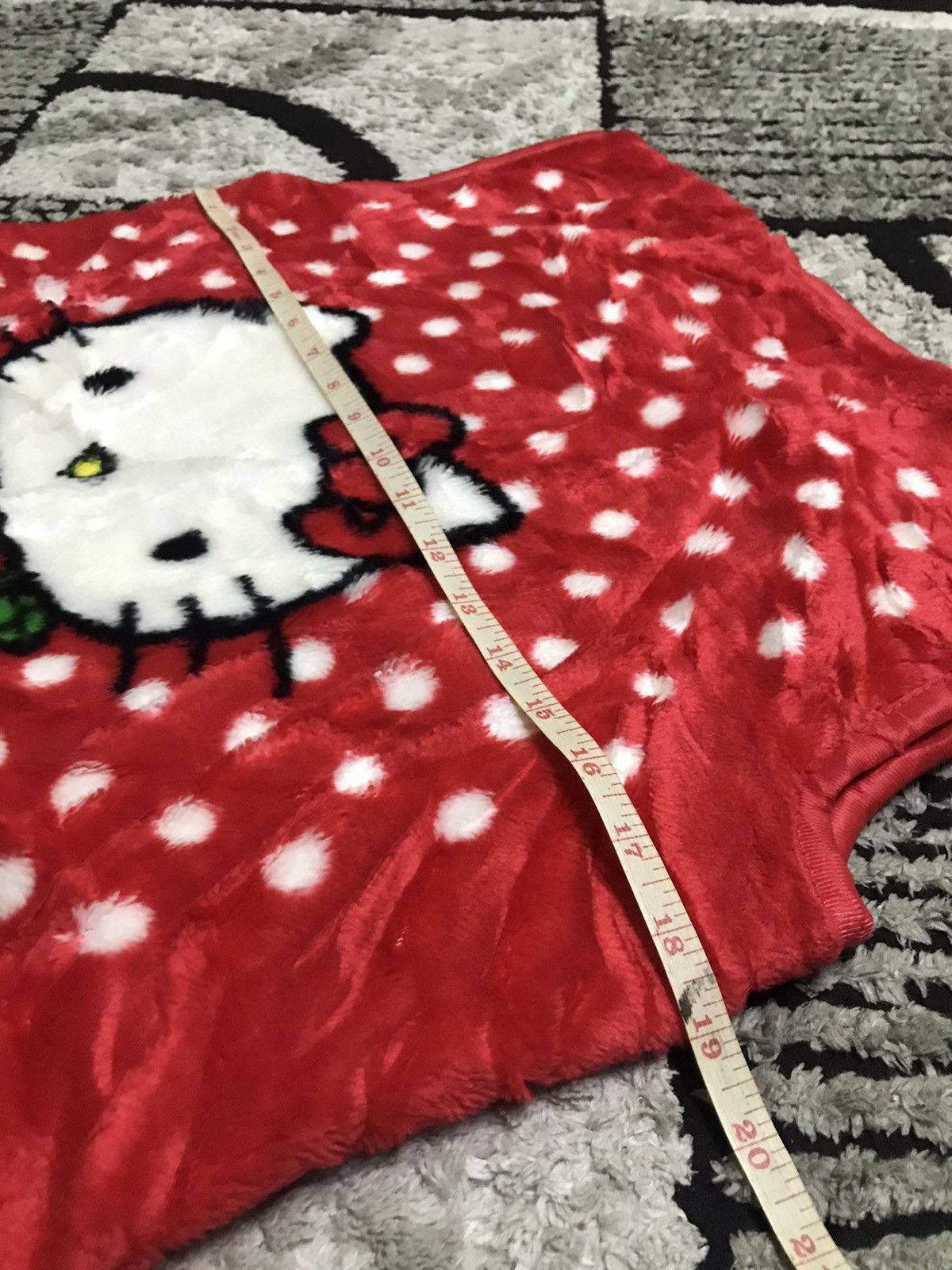 Cartoon Network Hello kitty fleece vest jacket Size US M / EU 48-50 / 2 - 6 Thumbnail