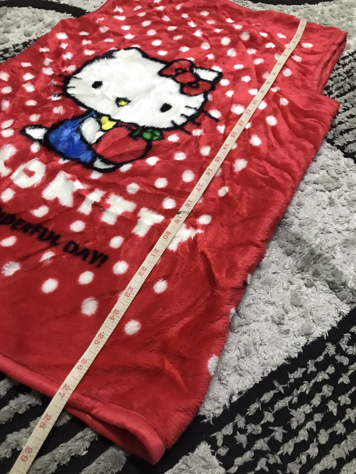 Cartoon Network Hello kitty fleece vest jacket Size US M / EU 48-50 / 2 - 7 Thumbnail