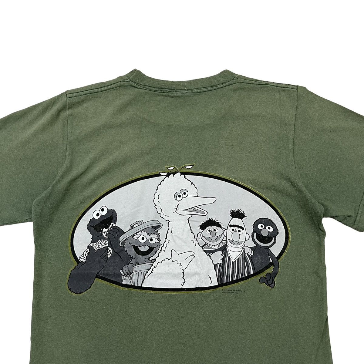Cartoon Network × Vintage Vintage 90s Sesame Street Tv Series Jim Henson Tshirt Size US S / EU 44-46 / 1 - 3 Thumbnail