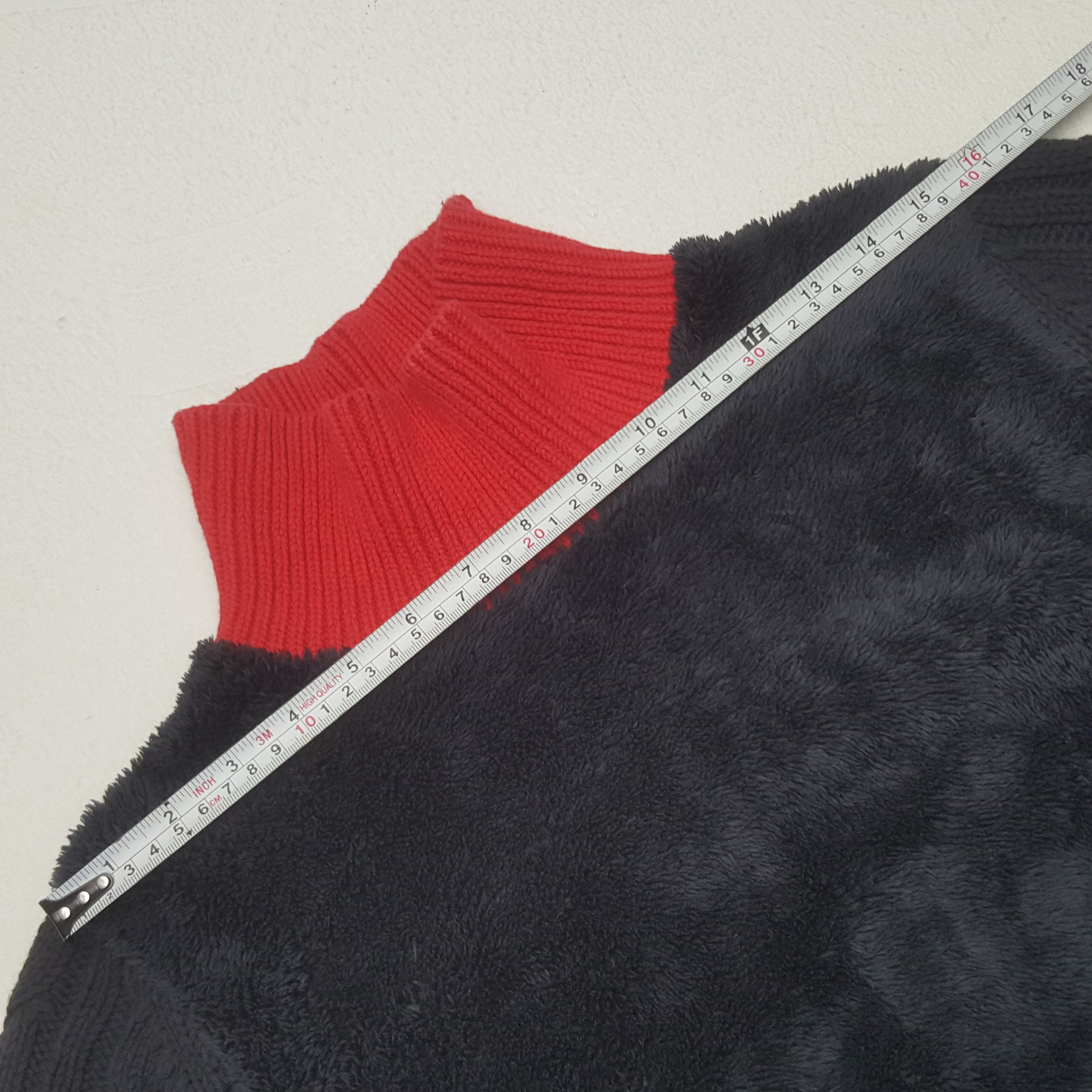 Undercover Vintage Undercover X Uniqlo Japanese Brand Fleece Sweatshirt Size US M / EU 48-50 / 2 - 12 Thumbnail