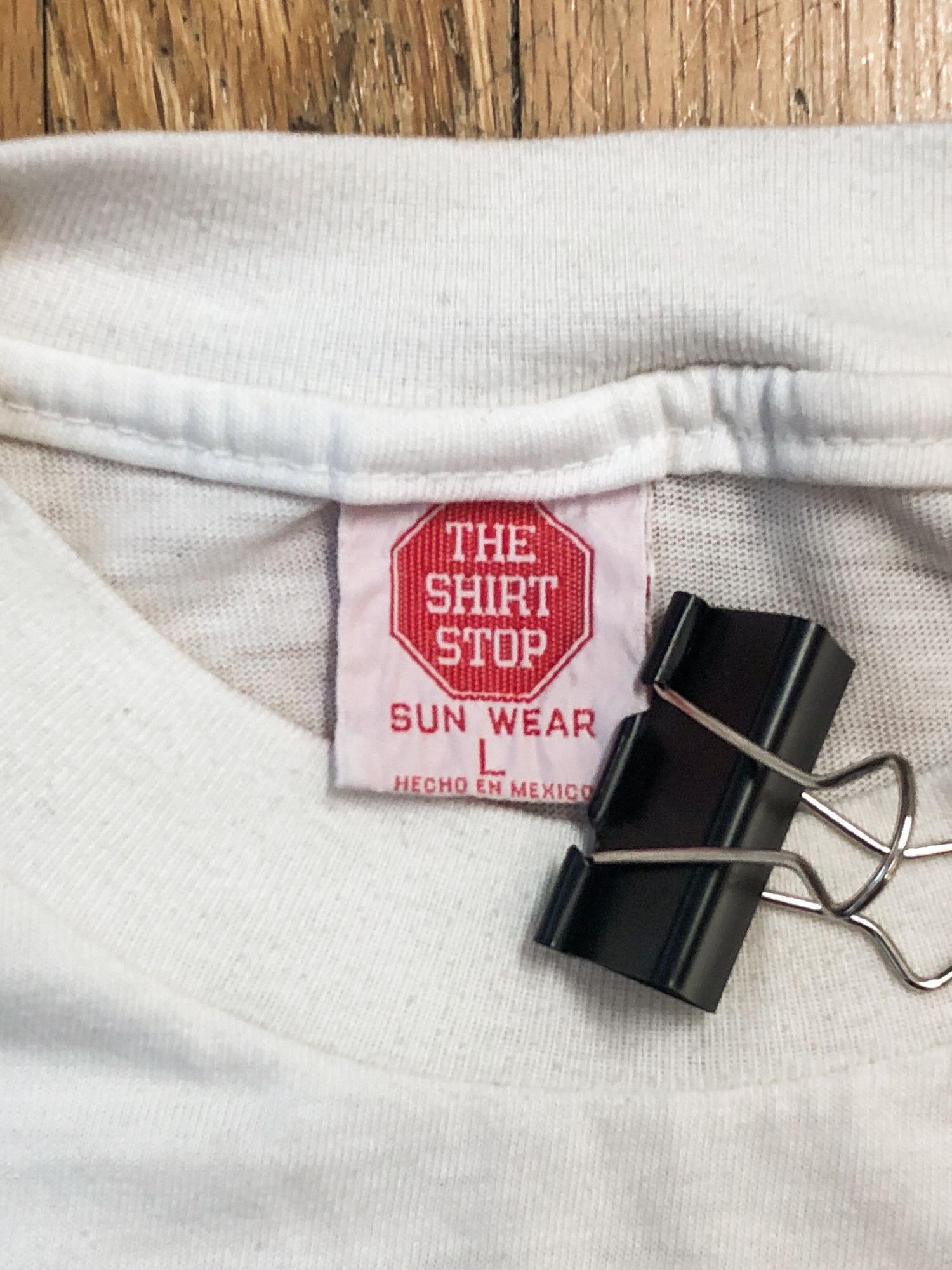 Vintage 90s Single Stitch Faded White 'Senōr Frog's' T-Shirt Size US L / EU 52-54 / 3 - 4 Thumbnail