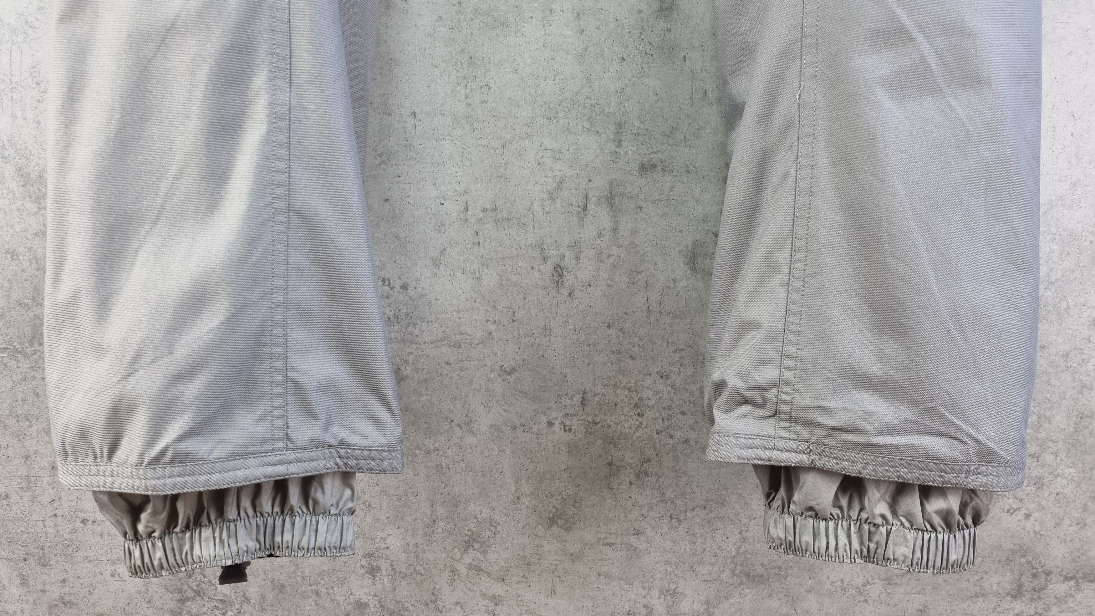 Nike × Nike ACG × Vintage 90s Nike ACG Asymmetrical Ski Snowboarding Nylon Pants Size US 34 / EU 50 - 16 Thumbnail