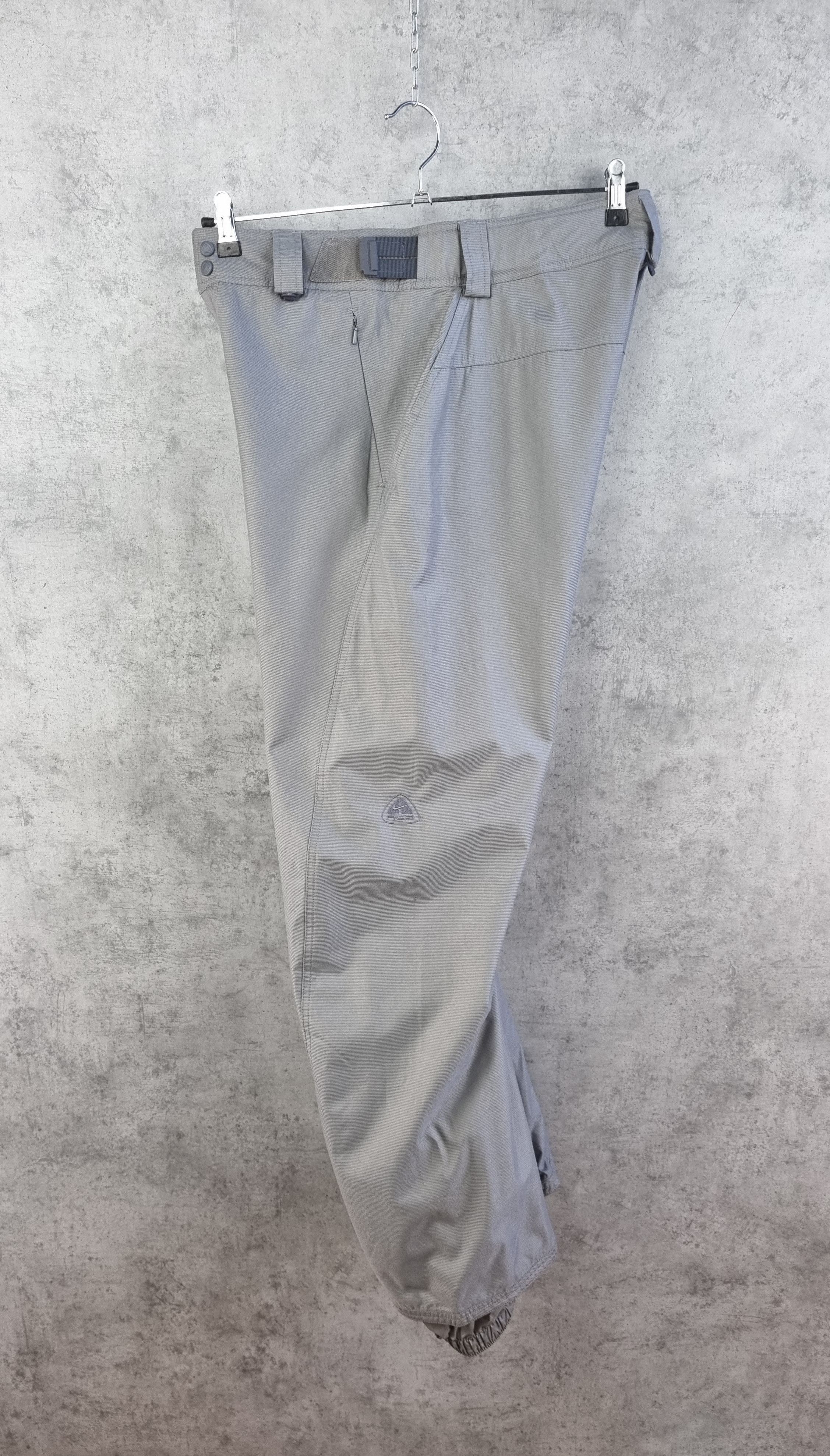 Nike × Nike ACG × Vintage 90s Nike ACG Asymmetrical Ski Snowboarding Nylon Pants Size US 34 / EU 50 - 4 Thumbnail