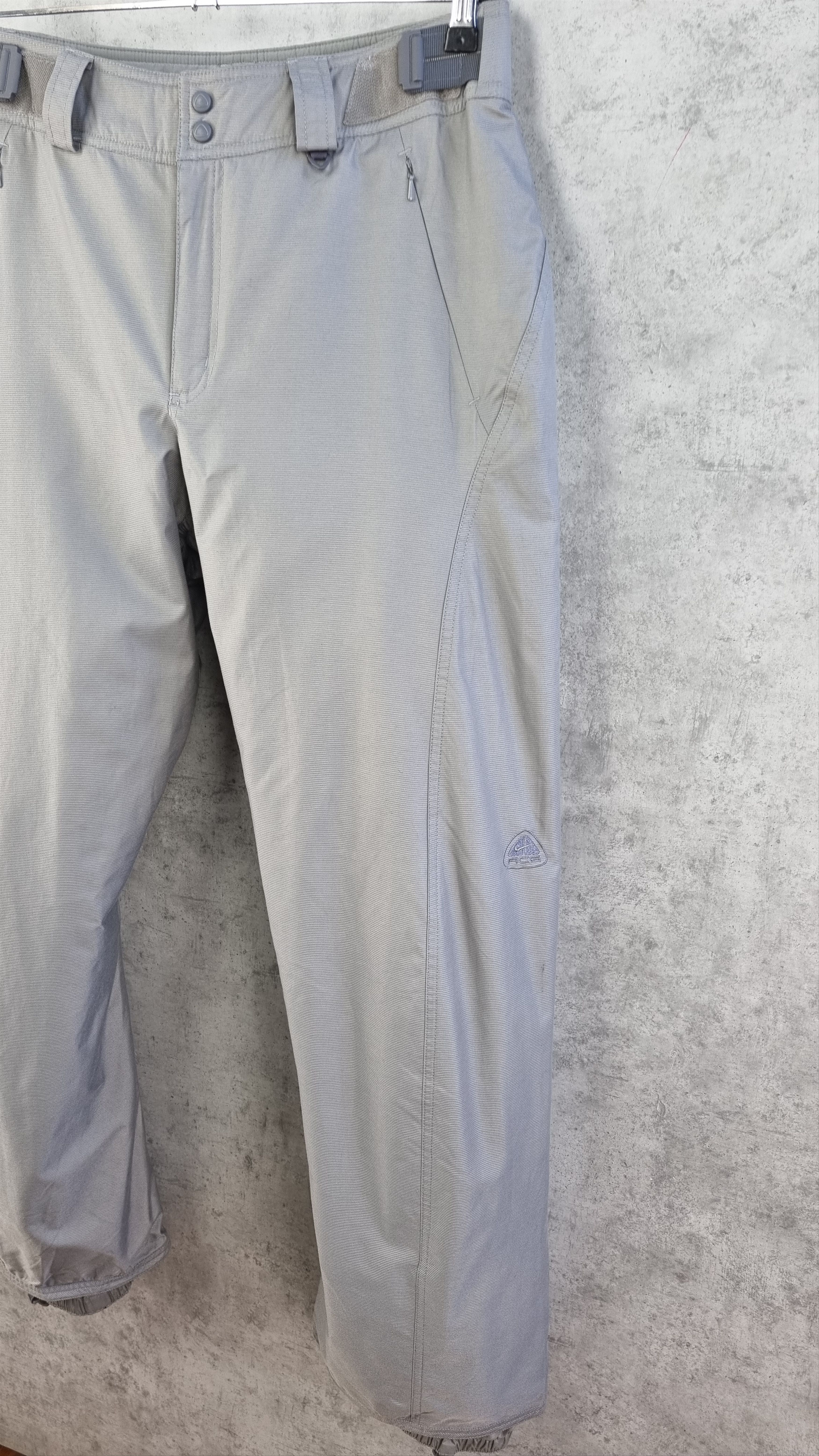 Nike × Nike ACG × Vintage 90s Nike ACG Asymmetrical Ski Snowboarding Nylon Pants Size US 34 / EU 50 - 14 Thumbnail