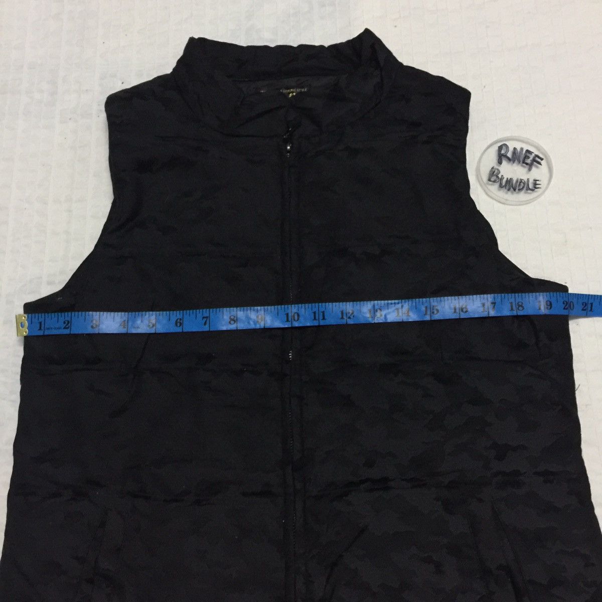 Japanese Brand Thin Puffer Vest Sleeveless Jacket Outerwear Size US M / EU 48-50 / 2 - 17 Thumbnail