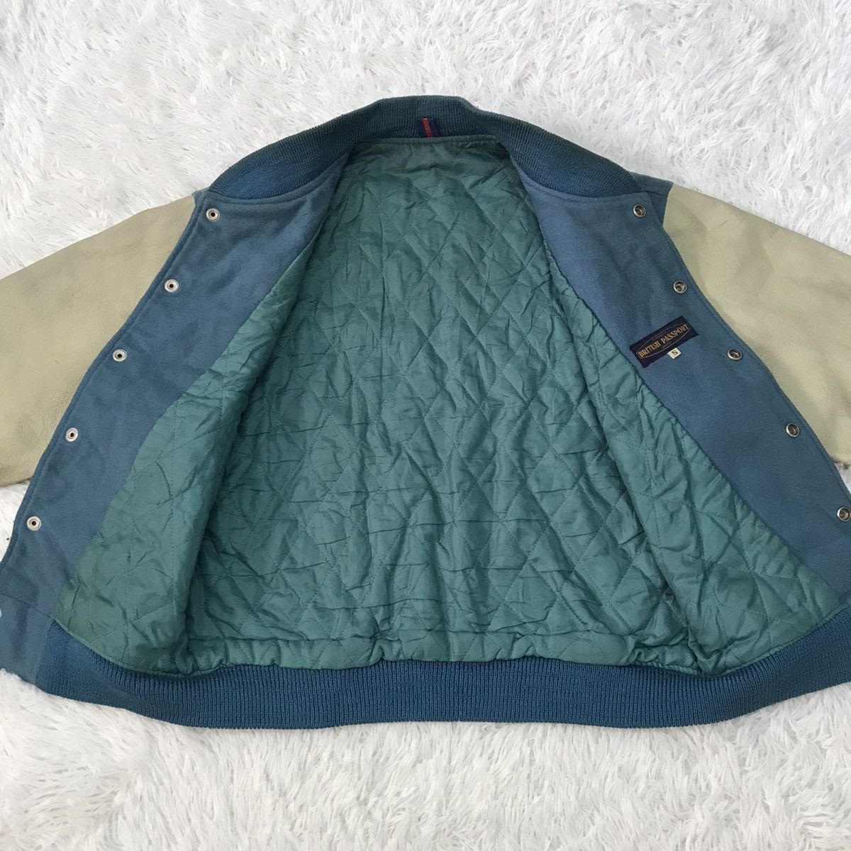 Japanese Brand Vintage British passport varsity jacket Size US S / EU 44-46 / 1 - 16 Thumbnail