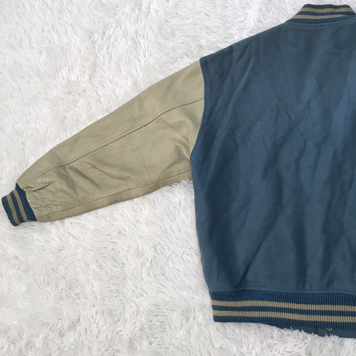 Japanese Brand Vintage British passport varsity jacket Size US S / EU 44-46 / 1 - 22 Thumbnail