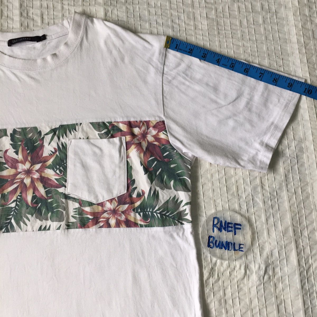 Japanese Brand Hawaii design Japanese brand tee Size US L / EU 52-54 / 3 - 15 Thumbnail