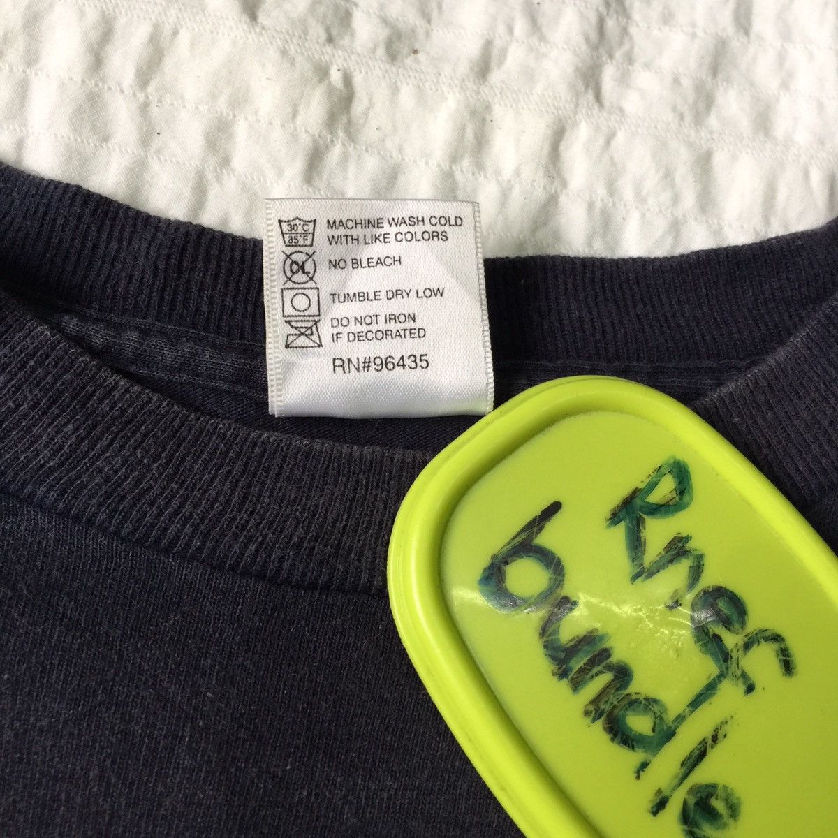Other Club shred tshirt faded fabric made in usa sewn in mexico Size US S / EU 44-46 / 1 - 12 Thumbnail
