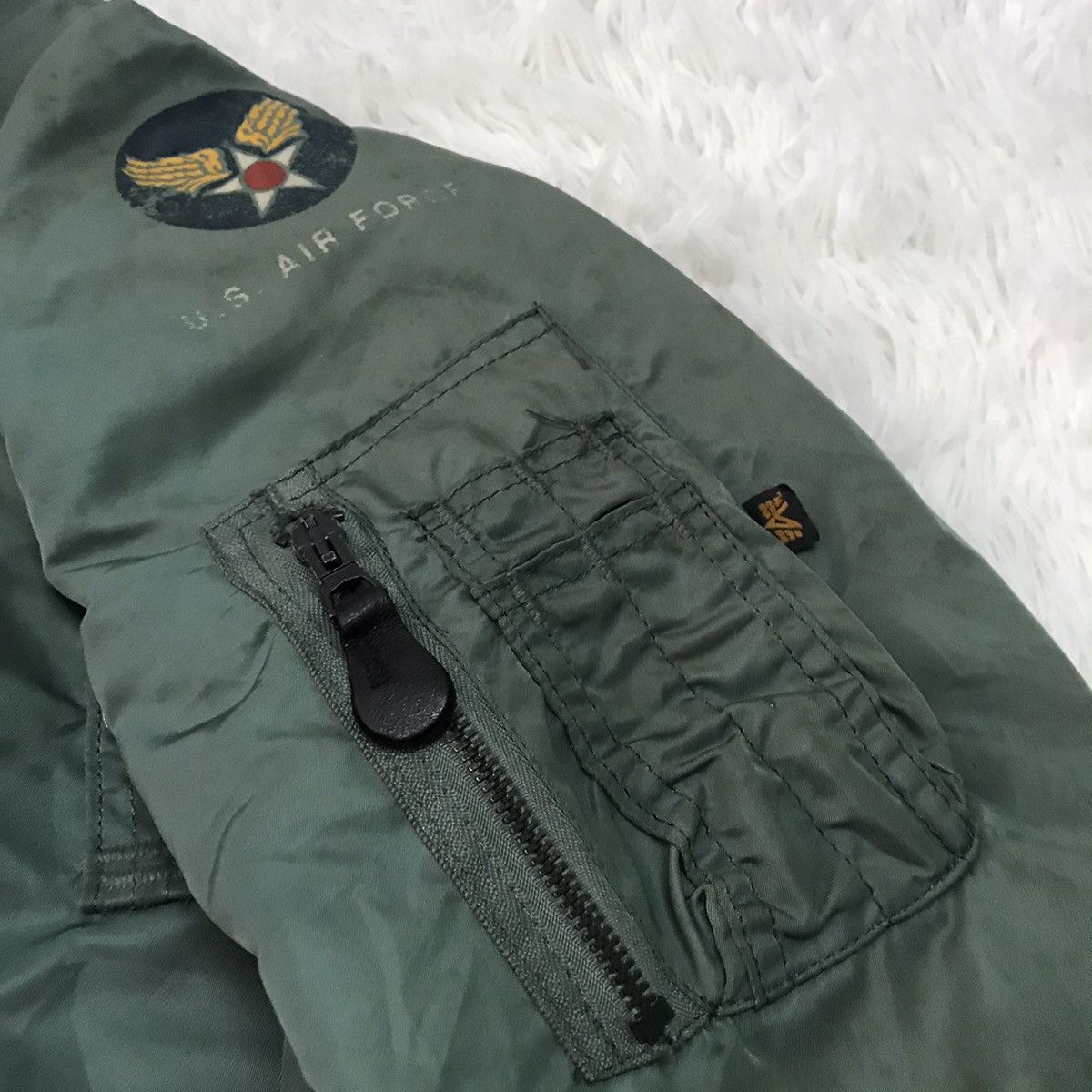 Alpha Industries Vintage Alpha Industries Bomber Jacket (main zip broken) Size US M / EU 48-50 / 2 - 11 Thumbnail