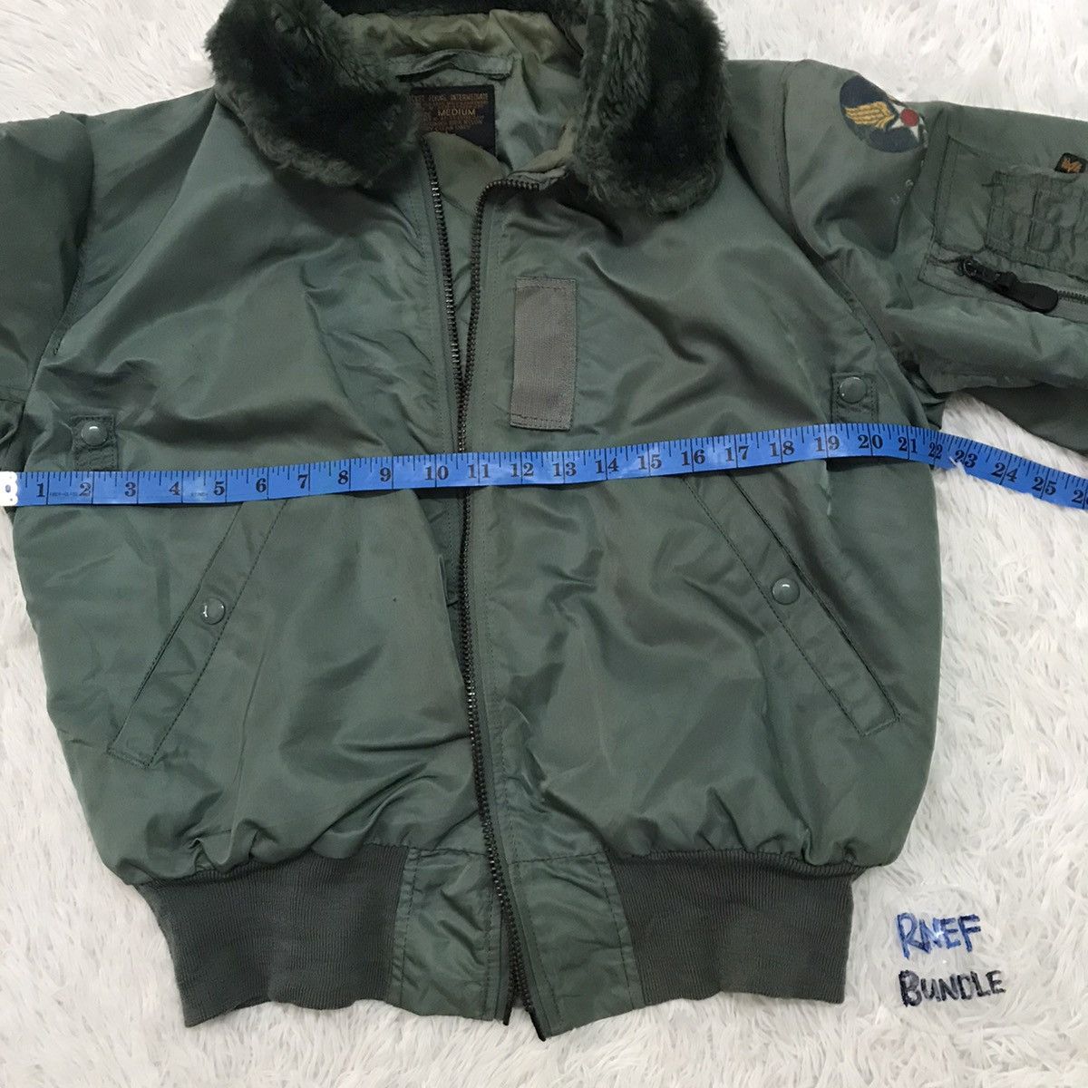 Alpha Industries Vintage Alpha Industries Bomber Jacket (main zip broken) Size US M / EU 48-50 / 2 - 7 Thumbnail
