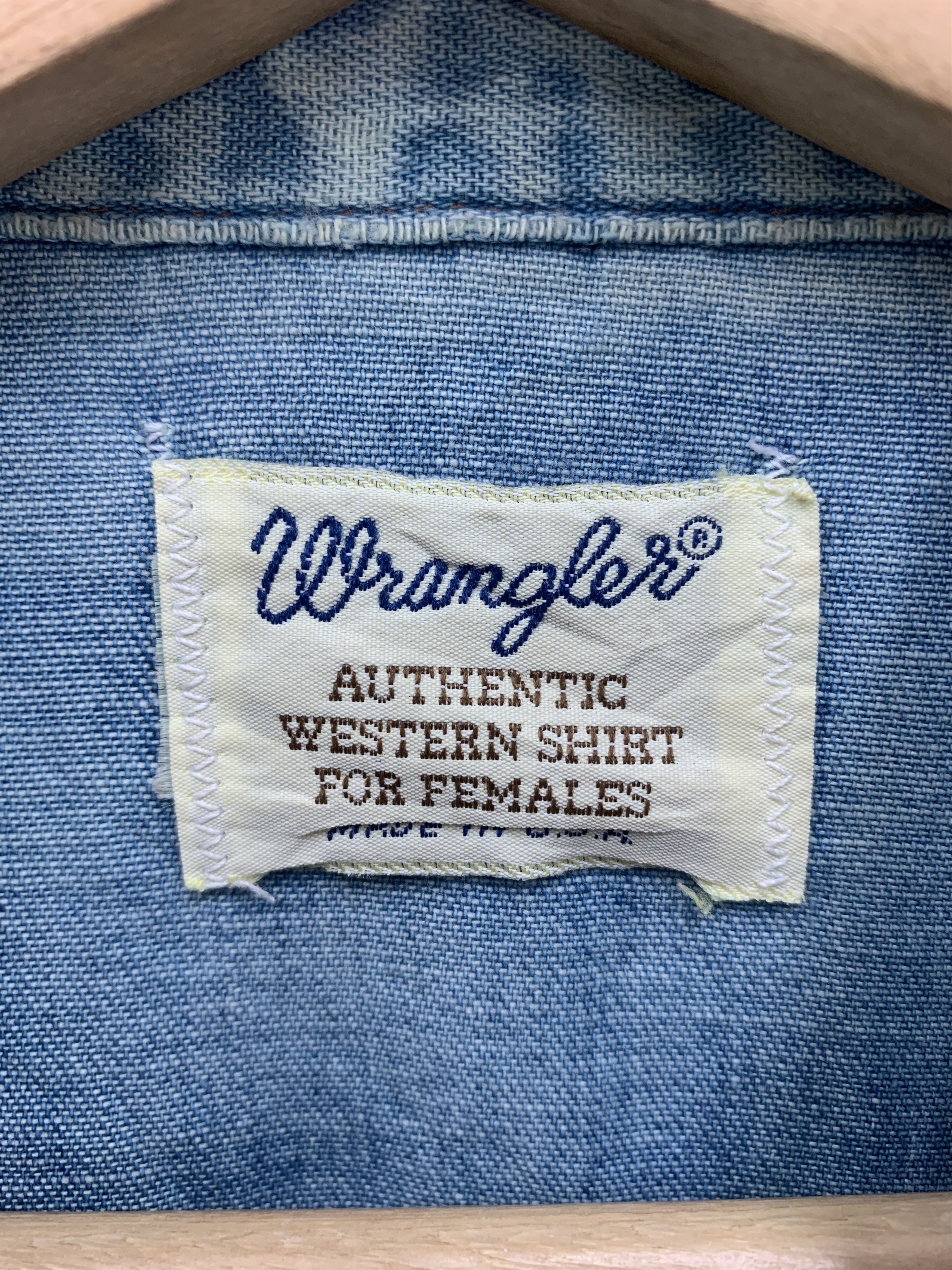Vintage Vintage Wrangler Authentic Western Denim Jacket Size S / US 4 / IT 40 - 4 Thumbnail