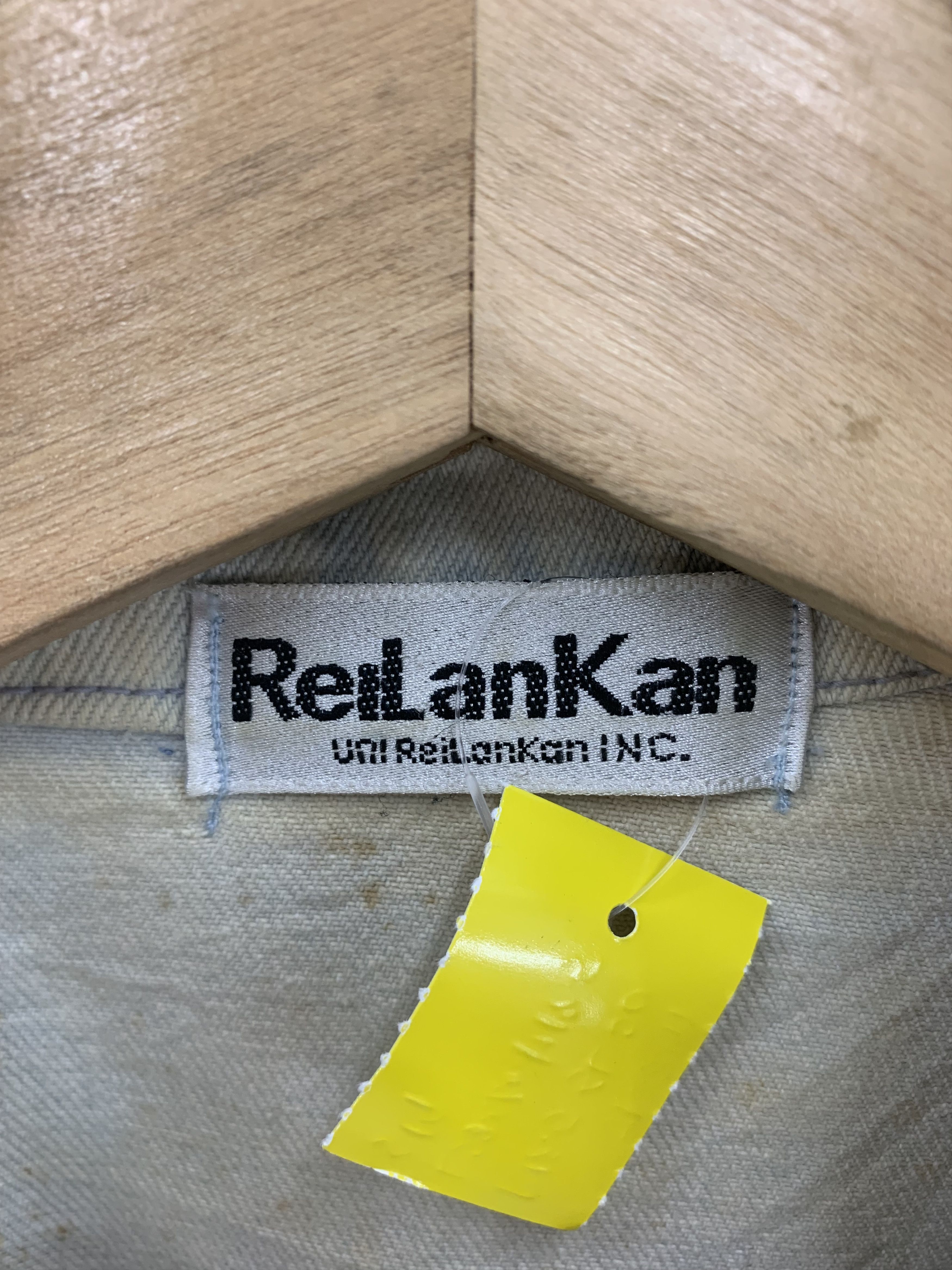 Japanese Brand Vintage Uni Reilankan INC Denim Jacket Spike Size S / US 4 / IT 40 - 3 Thumbnail
