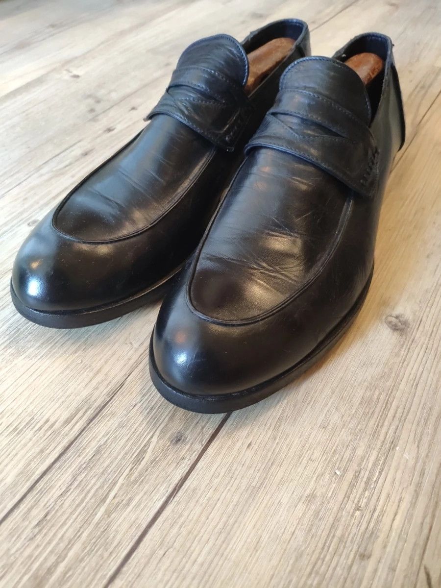 image of Rocco P Black Calfskin Loafers.like Gucci Or Berluti, Men's (Size 9)