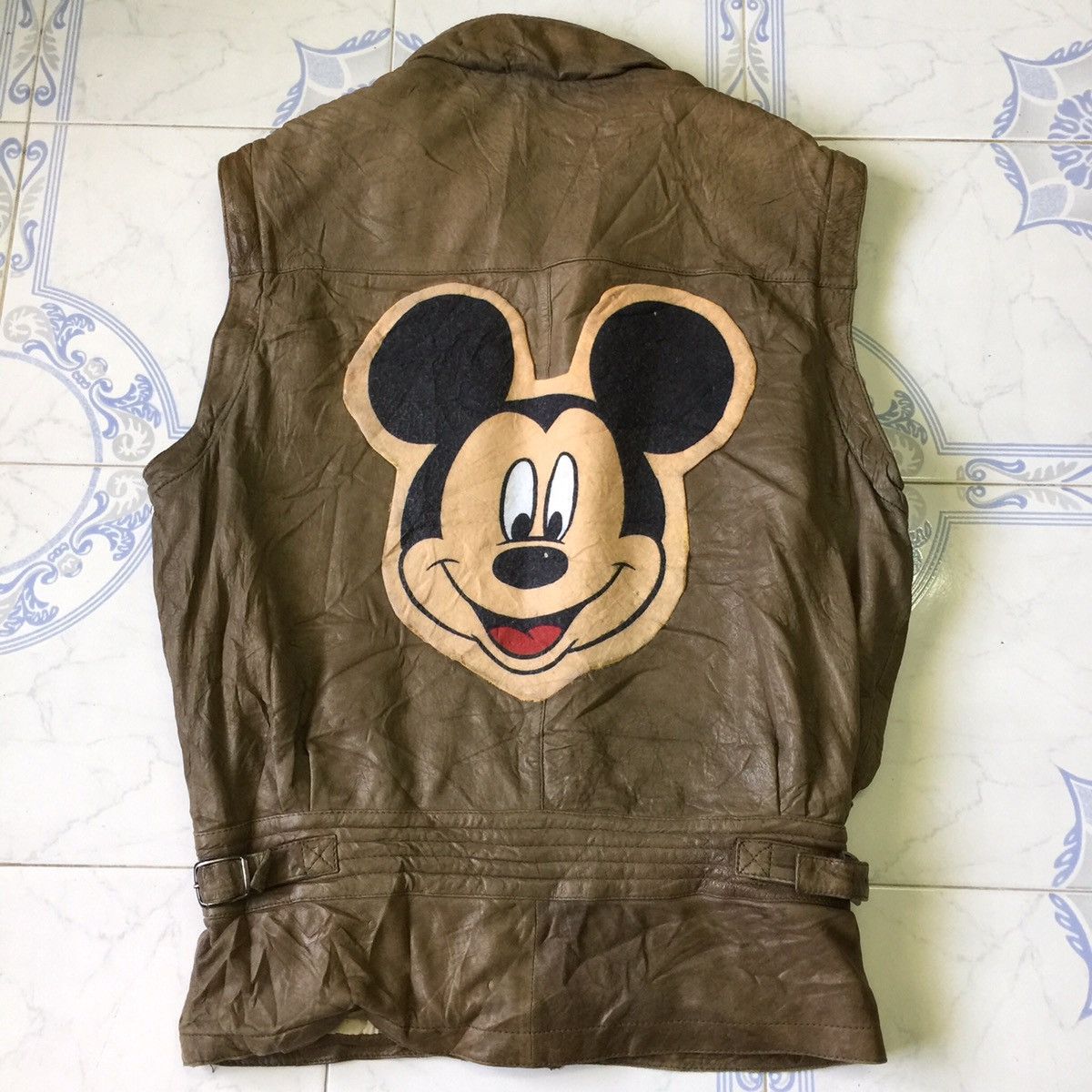 Japanese Brand ⚡️Quick Sale⚡️2 in 1 jacket & vest Mickey mouse streetwear Size US M / EU 48-50 / 2 - 2 Thumbnail
