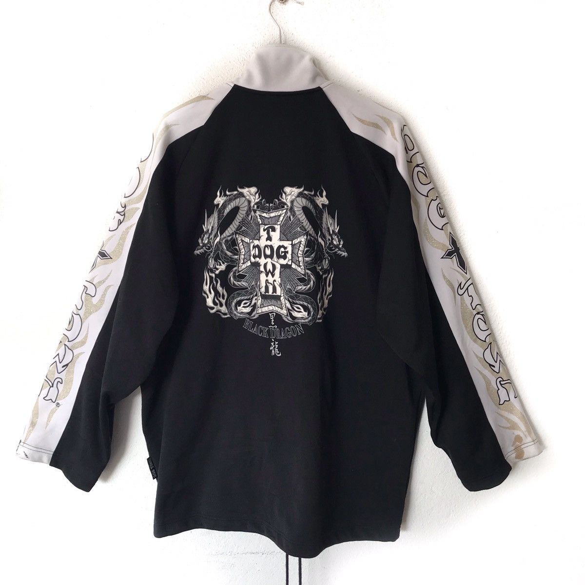 Dogtown Made In Japan Dog Town Black Dragon Big Logo Sweater Size US XL / EU 56 / 4 - 1 Thumbnail
