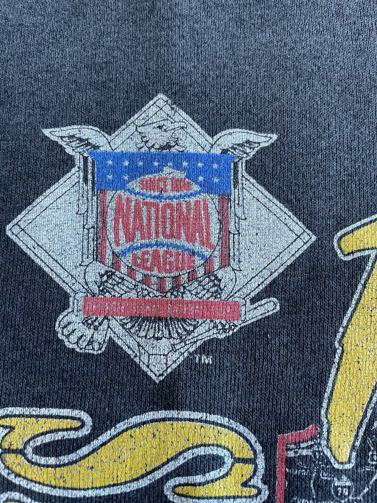 MLB 1990 Pittsburg Pirates Stadium History Chest Logo Sweaters Size US L / EU 52-54 / 3 - 9 Thumbnail