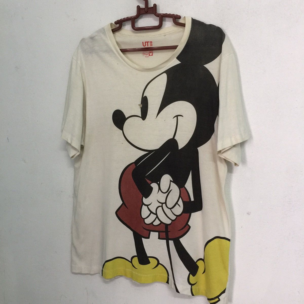 Disney × Mickey Mouse × Uniqlo Big logo mickey mouse uniqlo tshirt Size US XL / EU 56 / 4 - 2 Thumbnail