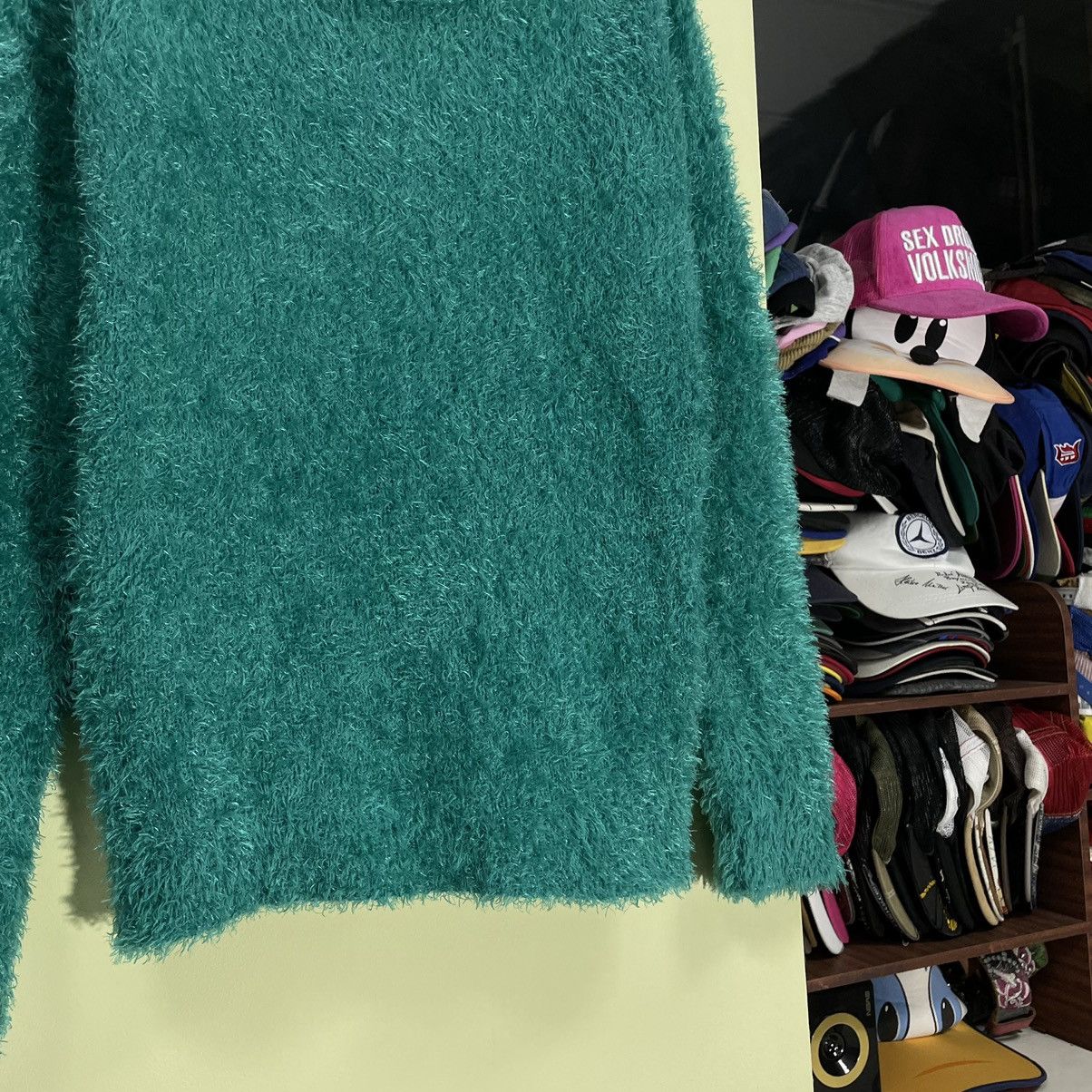 Vintage Vintage Y2K Teal Fuzzy Knit Sweater Hypebeast Indie Baggy M Size US M / EU 48-50 / 2 - 5 Thumbnail