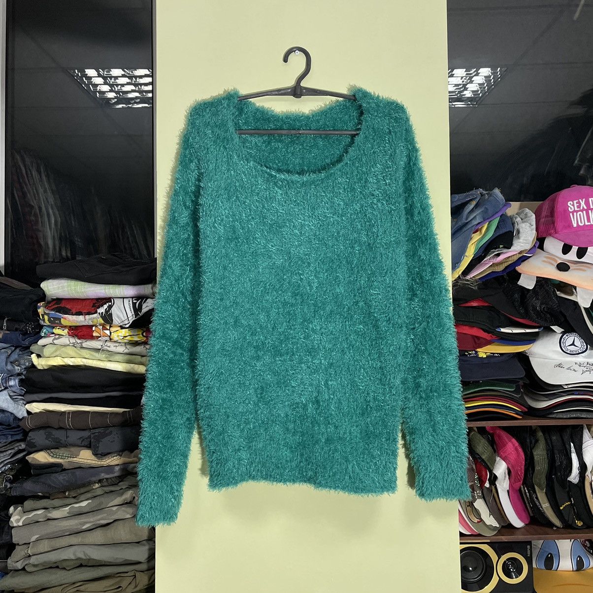 Vintage Vintage Y2K Teal Fuzzy Knit Sweater Hypebeast Indie Baggy M Size US M / EU 48-50 / 2 - 1 Thumbnail
