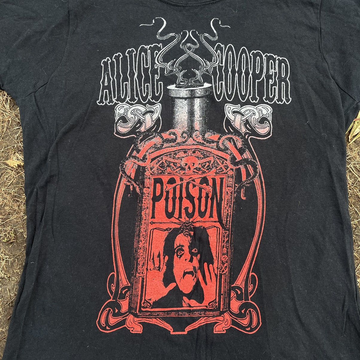 Vintage Vintage Y2K Alice Cooper Poison Band Graphic Tee Grunge M Size M / US 6-8 / IT 42-44 - 4 Thumbnail