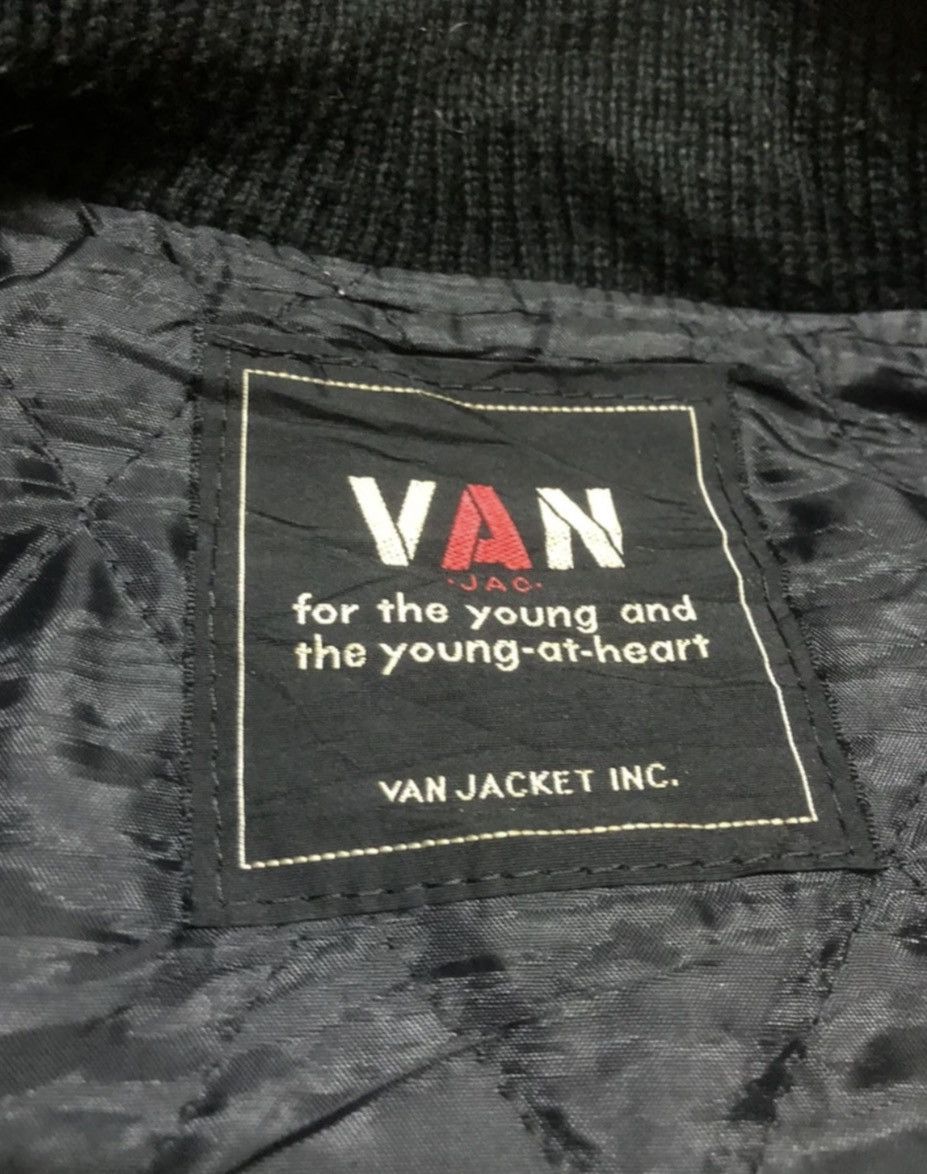 Van × Vintage Vintage Van Guards VAN Varsity Jacket Streetwear Size US M / EU 48-50 / 2 - 6 Thumbnail