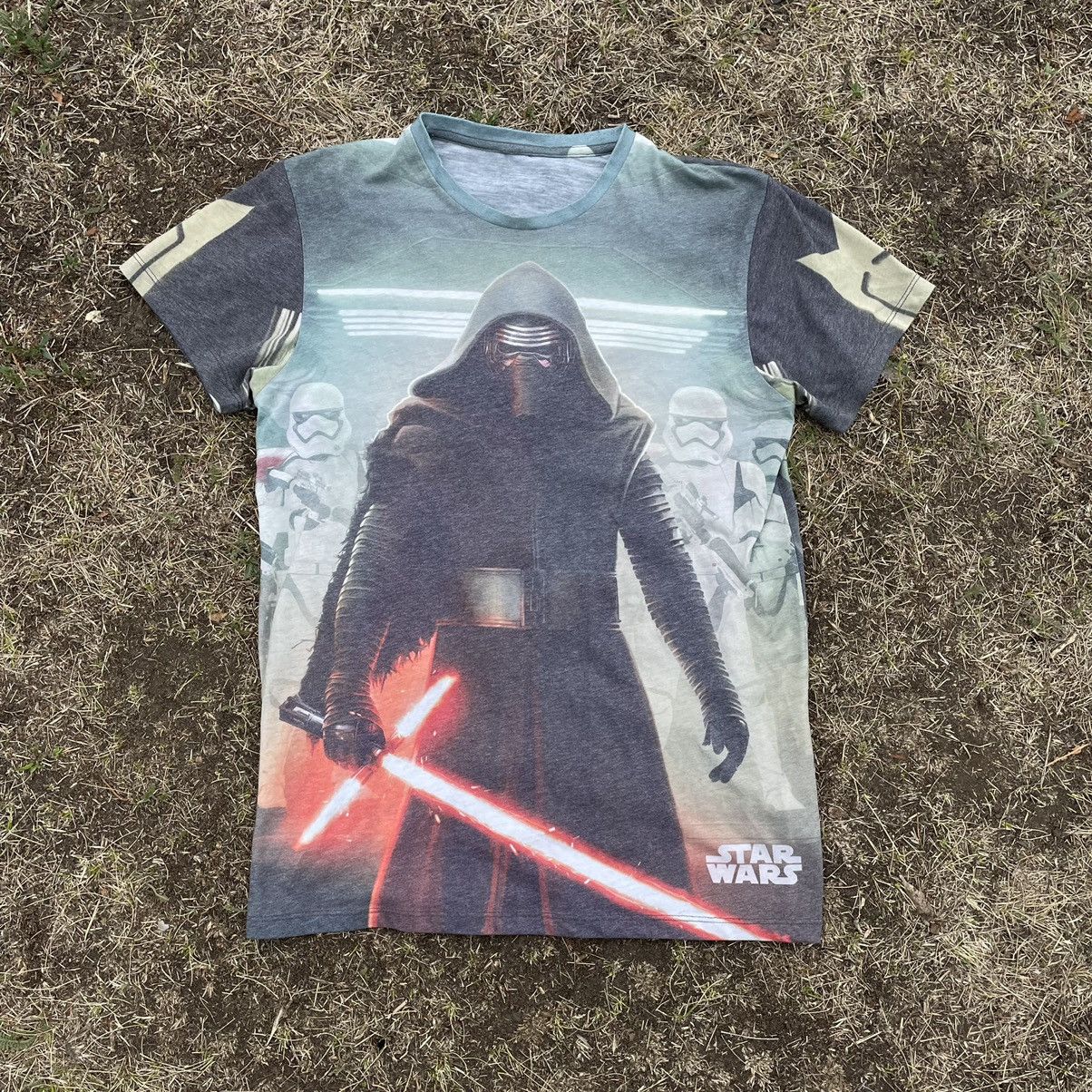 Vintage Y2K Star Wars Kylo Ren Graphic Tee Streetwear Grunge Boxy M Size US M / EU 48-50 / 2 - 1 Thumbnail