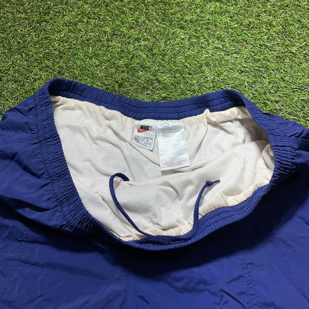 Vintage Vintage 90s Nike Swoosh Shorts Streetwear Skate Blue Slim 36 Size US 36 / EU 52 - 5 Thumbnail