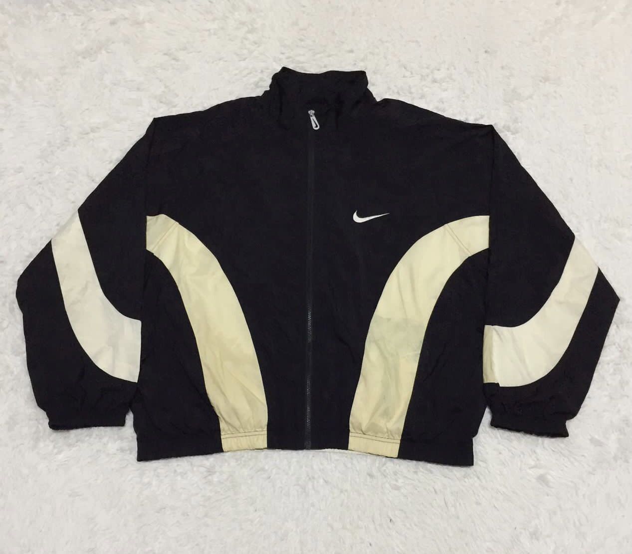 Nike Vintage Nike jacket Size US L / EU 52-54 / 3 - 14 Thumbnail