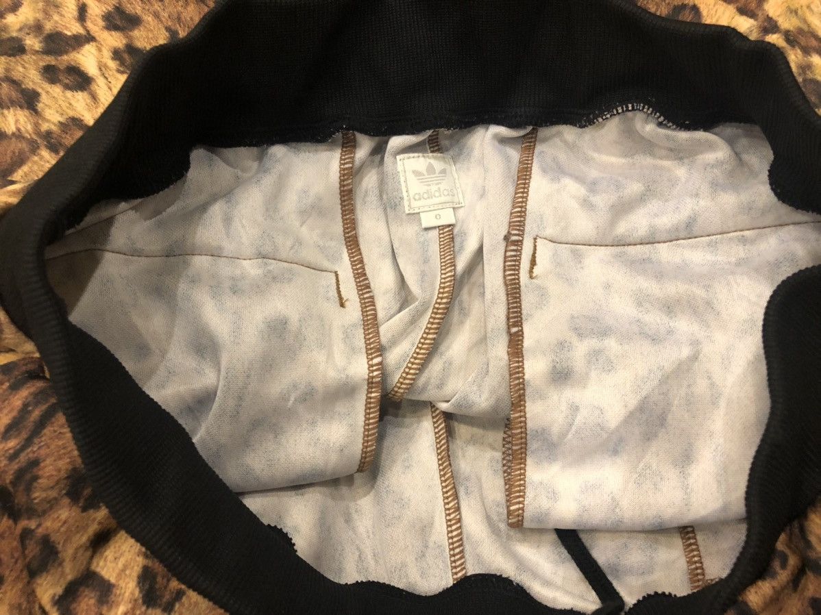 Adidas × Designer Adidas Short Size US 31 - 7 Thumbnail